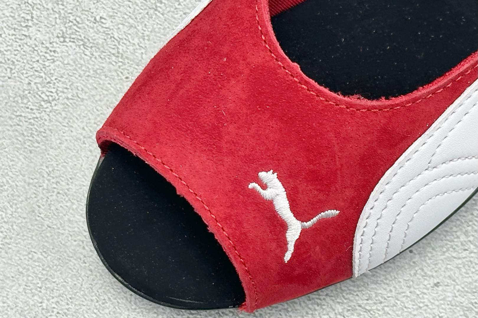 FX版PUMA Speedcat 芭蕾薄底 柔软舒适 平底复古运动休闲鞋 404839-02-莆田鞋,莆田鞋货源,高仿鞋,高仿鞋货源,安福档口,莆田高仿鞋,莆田鞋批发,高仿鞋批发,莆田高仿运动鞋,高仿运动鞋,莆田运动鞋 FX版PUMA Speedcat 芭蕾薄底 柔软舒适 平底复古运动休闲鞋 404839-02