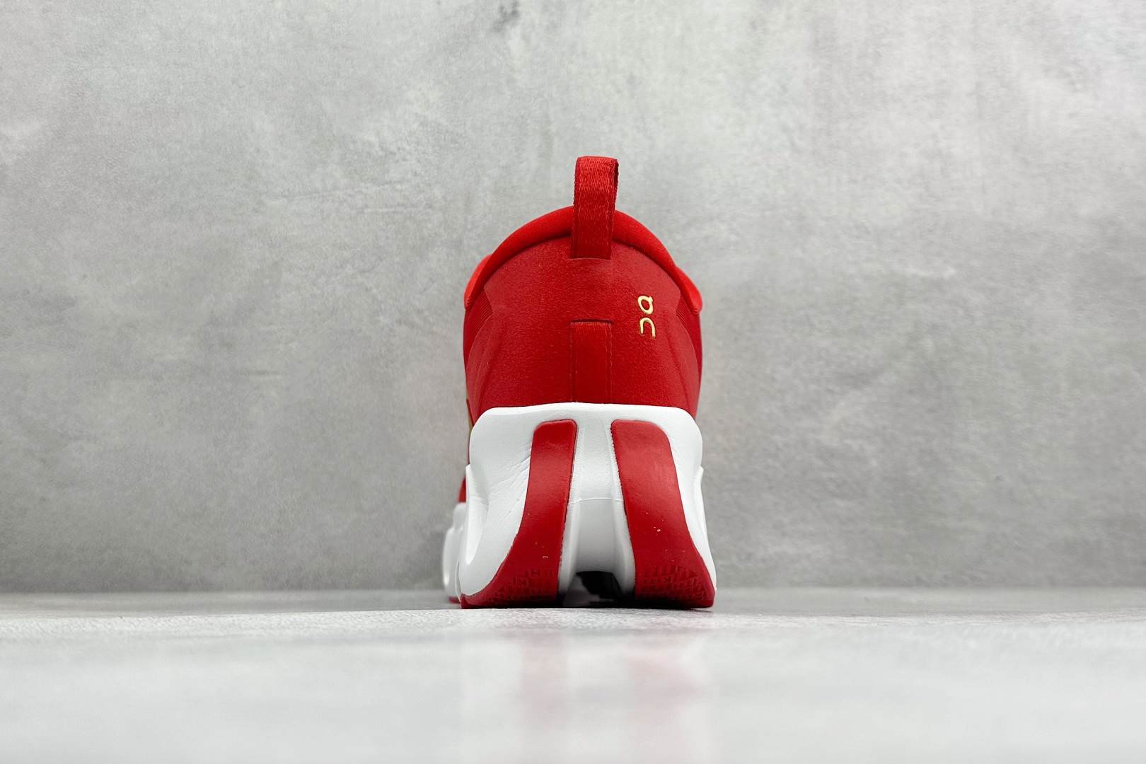 200 XY版On昂跑CloudsWift K-Tech 1 舒适防滑支撑低帮跑步鞋 3MG107-Chinese UA Cheap High Quatity Brand Clothes Bags handbags Sneakers wholesale wholesaler seller from China Factory suppliers Fashion Clothing Shoes best Quality Beautiful Price 200 XY版On昂跑CloudsWift K-Tech 1 舒适防滑支撑低帮跑步鞋 3MG107