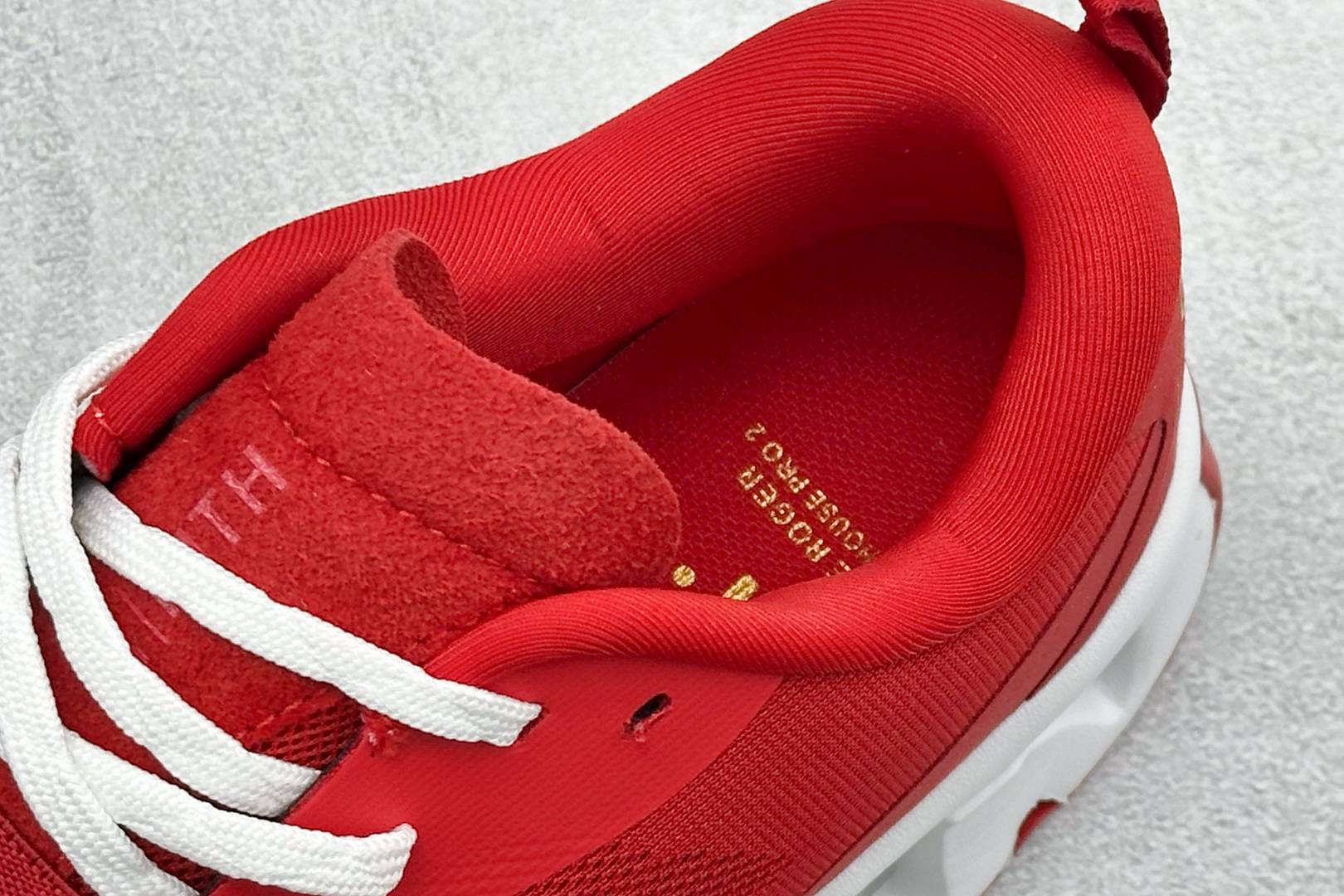 200 XY版On昂跑CloudsWift K-Tech 1 舒适防滑支撑低帮跑步鞋 3MG107-Chinese UA Cheap High Quatity Brand Clothes Bags handbags Sneakers wholesale wholesaler seller from China Factory suppliers Fashion Clothing Shoes best Quality Beautiful Price 200 XY版On昂跑CloudsWift K-Tech 1 舒适防滑支撑低帮跑步鞋 3MG107