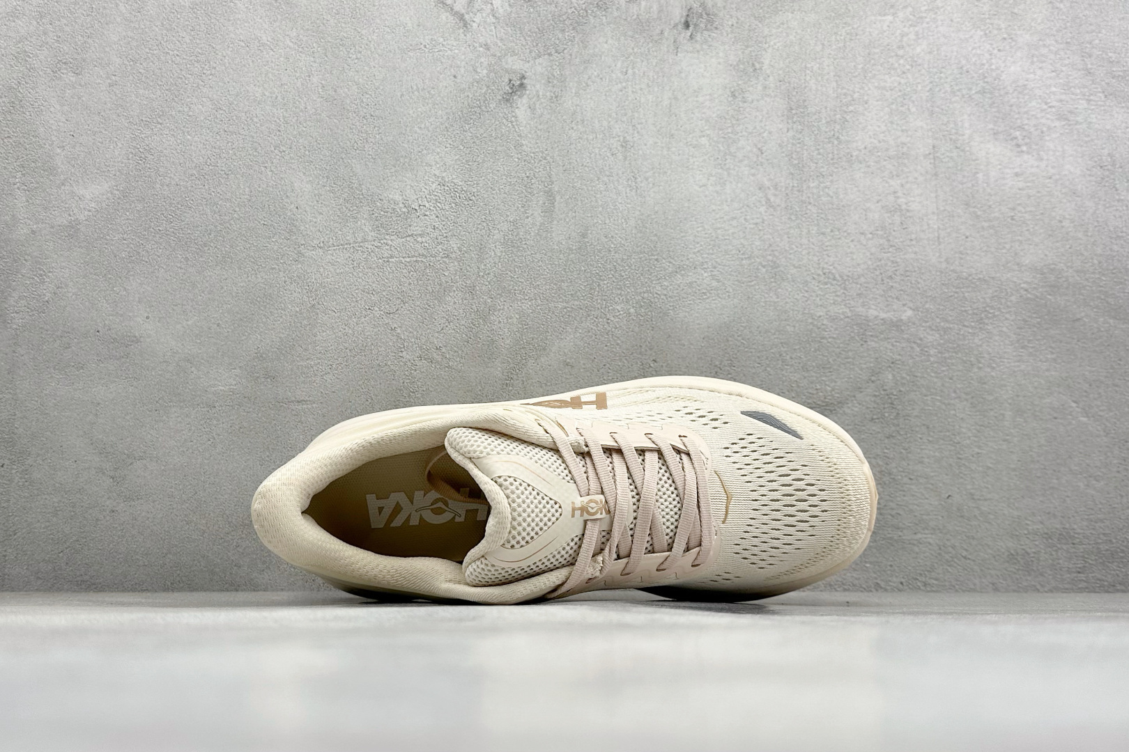 170 ST版HOKA ONE ONE Bondi 9 复古舒适防滑耐磨低帮山地户外跑步鞋 1162012/VCH-Chinese UA Cheap High Quatity Brand Clothes Bags handbags Sneakers wholesale wholesaler seller from China Factory suppliers Fashion Clothing Shoes best Quality Beautiful Price 170 ST版HOKA ONE ONE Bondi 9 复古舒适防滑耐磨低帮山地户外跑步鞋 1162012/VCH