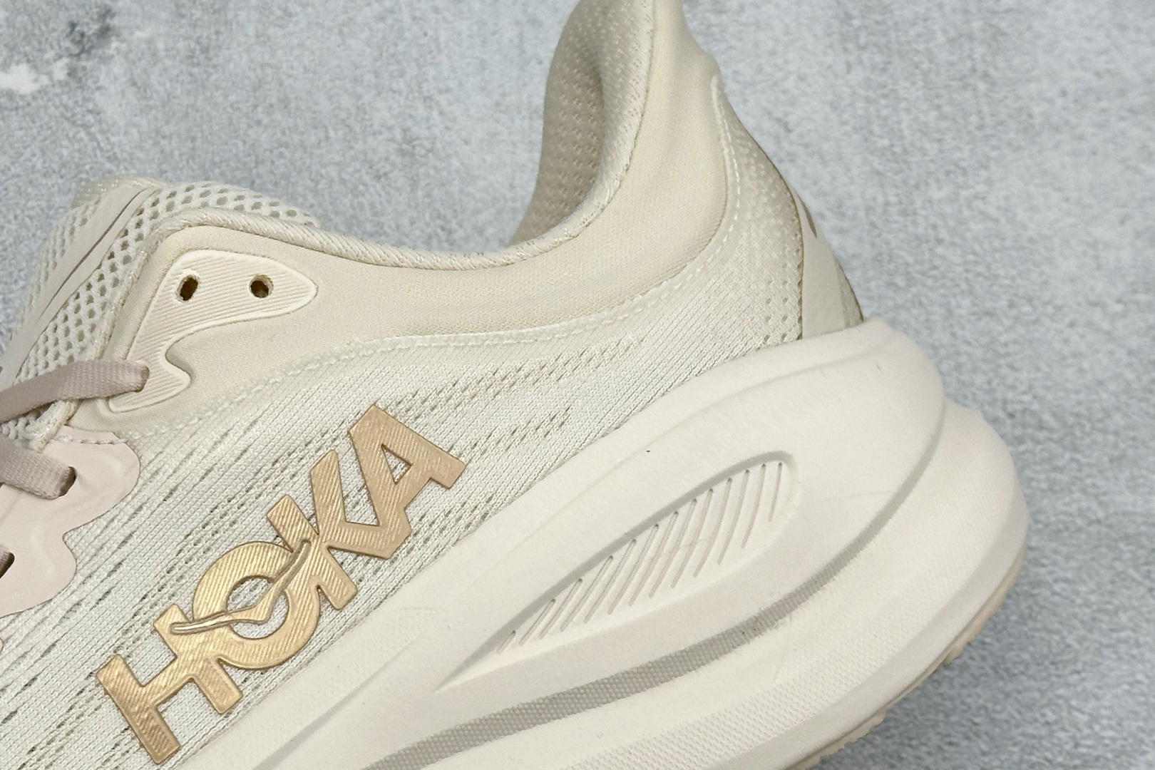 170 ST版HOKA ONE ONE Bondi 9 复古舒适防滑耐磨低帮山地户外跑步鞋 1162012/VCH-Chinese UA Cheap High Quatity Brand Clothes Bags handbags Sneakers wholesale wholesaler seller from China Factory suppliers Fashion Clothing Shoes best Quality Beautiful Price 170 ST版HOKA ONE ONE Bondi 9 复古舒适防滑耐磨低帮山地户外跑步鞋 1162012/VCH