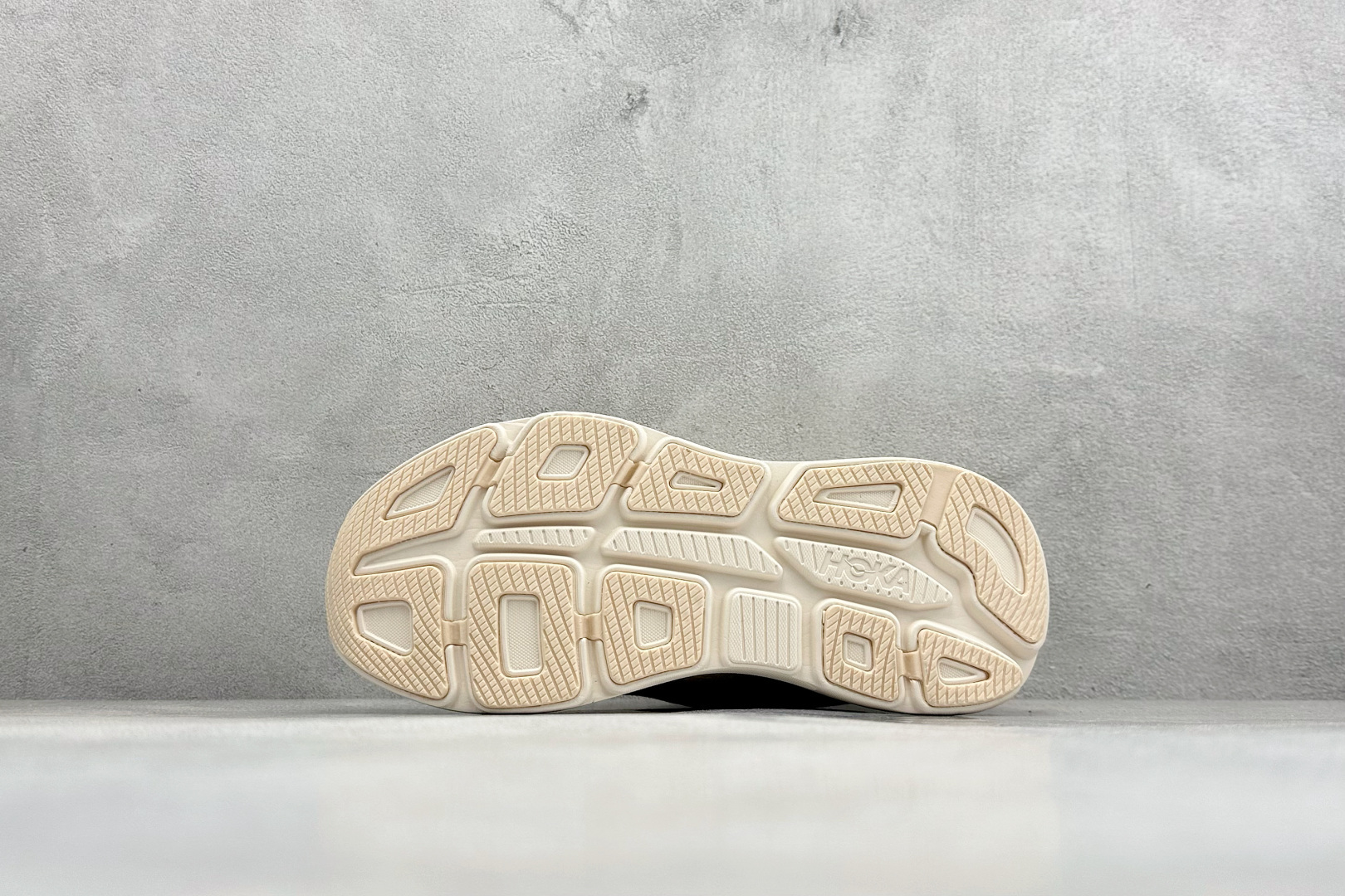 170 ST版HOKA ONE ONE Bondi 9 复古舒适防滑耐磨低帮山地户外跑步鞋 1162012/VCH-Chinese UA Cheap High Quatity Brand Clothes Bags handbags Sneakers wholesale wholesaler seller from China Factory suppliers Fashion Clothing Shoes best Quality Beautiful Price 170 ST版HOKA ONE ONE Bondi 9 复古舒适防滑耐磨低帮山地户外跑步鞋 1162012/VCH