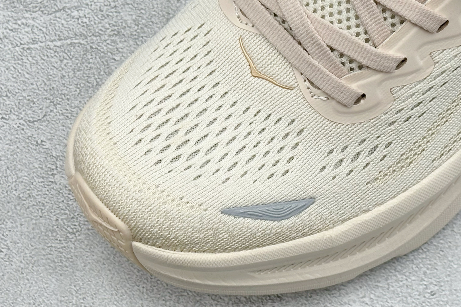 170 ST版HOKA ONE ONE Bondi 9 复古舒适防滑耐磨低帮山地户外跑步鞋 1162012/VCH-Chinese UA Cheap High Quatity Brand Clothes Bags handbags Sneakers wholesale wholesaler seller from China Factory suppliers Fashion Clothing Shoes best Quality Beautiful Price 170 ST版HOKA ONE ONE Bondi 9 复古舒适防滑耐磨低帮山地户外跑步鞋 1162012/VCH