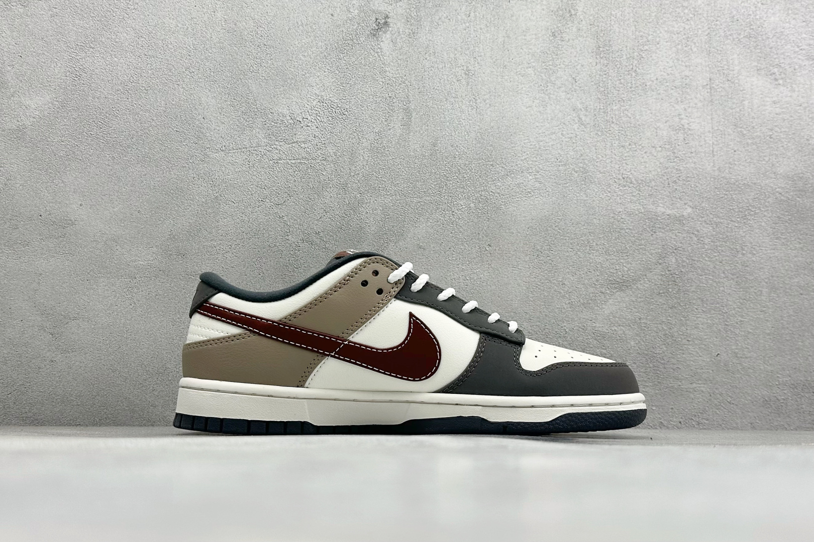 K版Nike SB Dunk Low 高端定制 低帮休闲板鞋 IM6670-202-Top High Quatity Cheap Sneakers Fashion Clothing Clothes Bags handbags Shoes of all Brand wholesale With The best Quality And Beautiful Price from China Factory Chinese suppliers wholesaler seller K版Nike SB Dunk Low 高端定制 低帮休闲板鞋 IM6670-202
