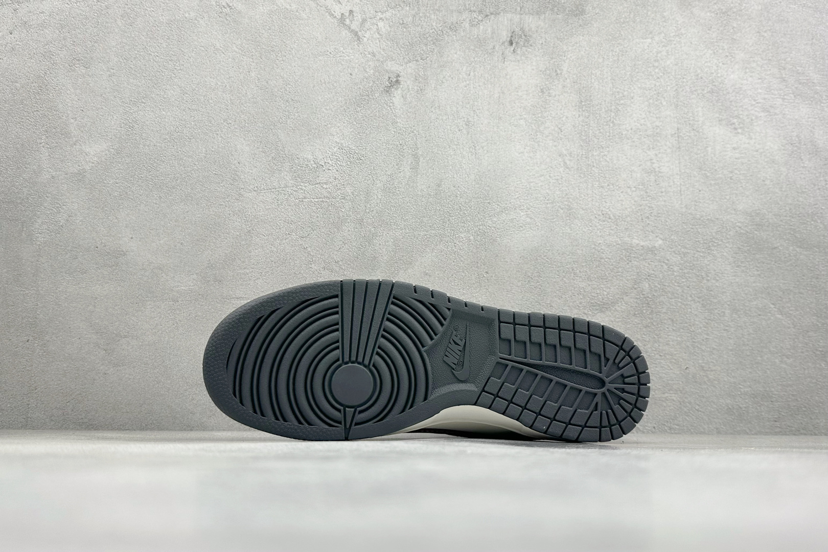 K版Nike SB Dunk Low 高端定制 低帮休闲板鞋 IM6670-202-Top High Quatity Cheap Sneakers Fashion Clothing Clothes Bags handbags Shoes of all Brand wholesale With The best Quality And Beautiful Price from China Factory Chinese suppliers wholesaler seller K版Nike SB Dunk Low 高端定制 低帮休闲板鞋 IM6670-202