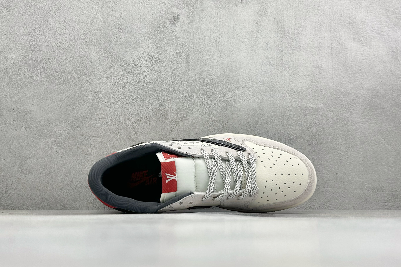Travis Scott x LV x Air Jordan 1 Low SP AJ1 乔1 低帮文化休闲板鞋 XS2025-DF25-Top High Quatity Cheap Sneakers Fashion Clothing Clothes Bags handbags Shoes of all Brand wholesale With The best Quality And Beautiful Price from China Factory Chinese suppliers wholesaler seller Travis Scott x LV x Air Jordan 1 Low SP AJ1 乔1 低帮文化休闲板鞋 XS2025-DF25
