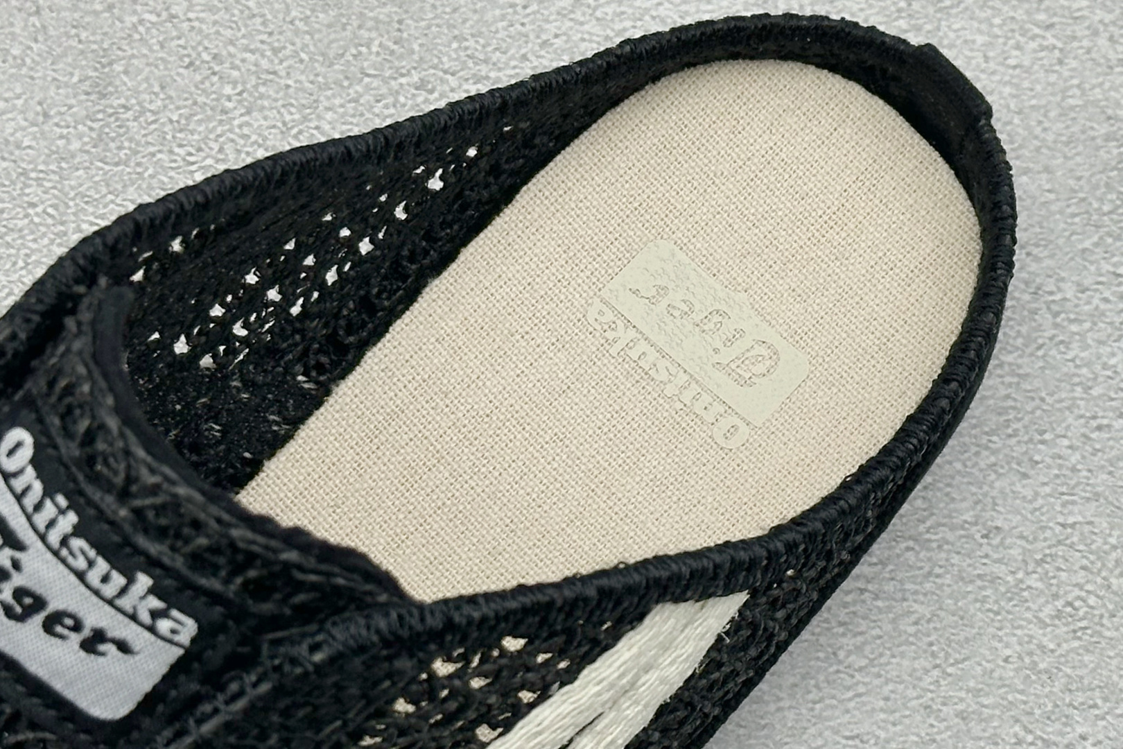 OnitsukaTige /鬼塚虎 Mexico 66 Sabot 网面透气一脚蹬半拖 1183C123-001-Top High Quatity Cheap Sneakers Fashion Clothing Clothes Bags handbags Shoes of all Brand wholesale With The best Quality And Beautiful Price from China Factory Chinese suppliers wholesaler seller OnitsukaTige /鬼塚虎 Mexico 66 Sabot 网面透气一脚蹬半拖 1183C123-001
