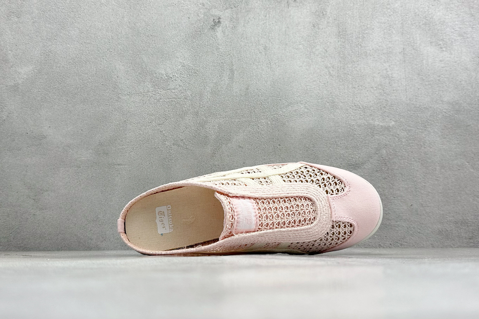 OnitsukaTige /鬼塚虎 Mexico 66 Sabot 网面透气一脚蹬半拖 1183C123-700-Top High Quatity Cheap Sneakers Fashion Clothing Clothes Bags handbags Shoes of all Brand wholesale With The best Quality And Beautiful Price from China Factory Chinese suppliers wholesaler seller OnitsukaTige /鬼塚虎 Mexico 66 Sabot 网面透气一脚蹬半拖 1183C123-700