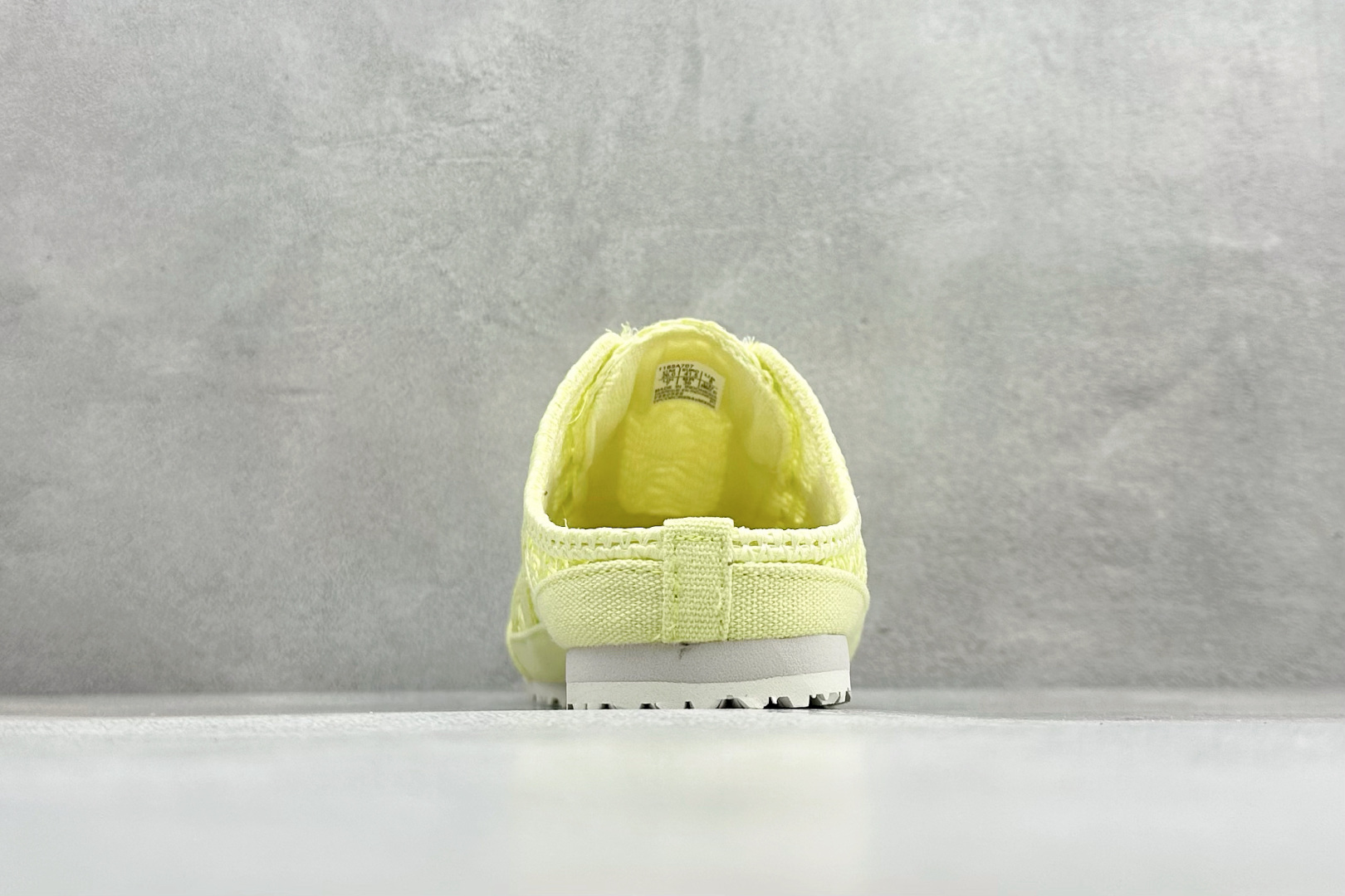 OnitsukaTige /鬼塚虎 Mexico 66 Sabot 网面透气一脚蹬半拖 1183A707-750-Top High Quatity Cheap Sneakers Fashion Clothing Clothes Bags handbags Shoes of all Brand wholesale With The best Quality And Beautiful Price from China Factory Chinese suppliers wholesaler seller OnitsukaTige /鬼塚虎 Mexico 66 Sabot 网面透气一脚蹬半拖 1183A707-750