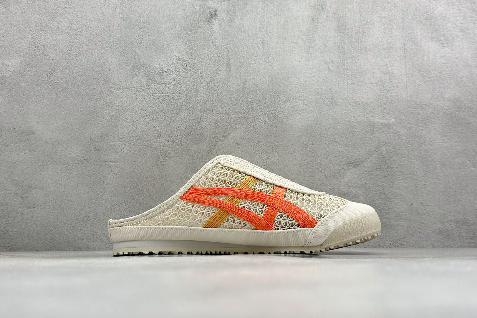130 OnitsukaTige /鬼塚虎 Mexico 66 Sabot 网面透气一脚蹬半拖 1183C123-251