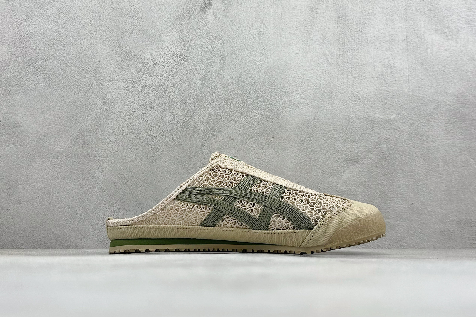 130 OnitsukaTige /鬼塚虎 Mexico 66 Sabot 网面透气一脚蹬半拖 1183C123-252