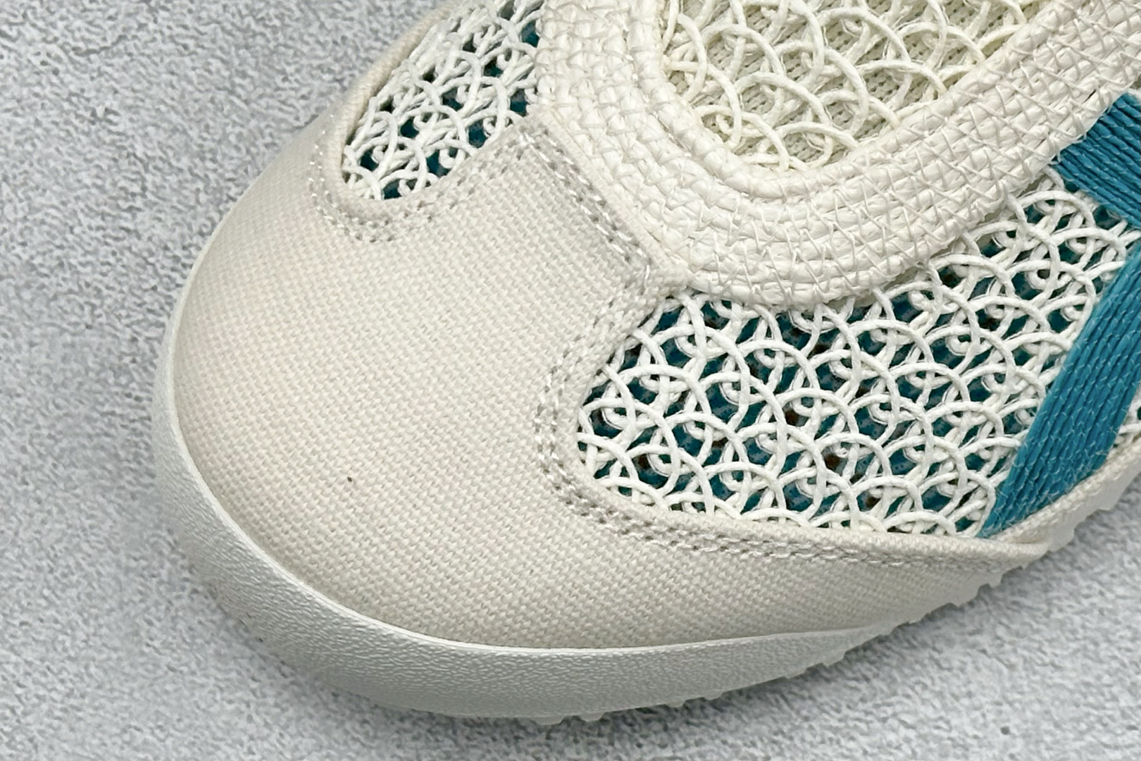 OnitsukaTige /鬼塚虎 Mexico 66 Sabot 网面透气一脚蹬半拖 1183C208-100-Top High Quatity Cheap Sneakers Fashion Clothing Clothes Bags handbags Shoes of all Brand wholesale With The best Quality And Beautiful Price from China Factory Chinese suppliers wholesaler seller OnitsukaTige /鬼塚虎 Mexico 66 Sabot 网面透气一脚蹬半拖 1183C208-100