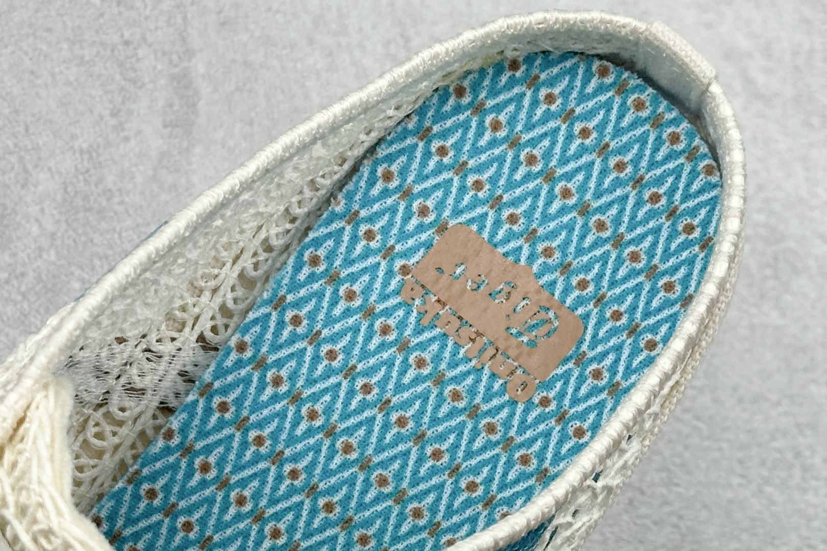 OnitsukaTige /鬼塚虎 Mexico 66 Sabot 网面透气一脚蹬半拖 1183C208-100-Top High Quatity Cheap Sneakers Fashion Clothing Clothes Bags handbags Shoes of all Brand wholesale With The best Quality And Beautiful Price from China Factory Chinese suppliers wholesaler seller OnitsukaTige /鬼塚虎 Mexico 66 Sabot 网面透气一脚蹬半拖 1183C208-100