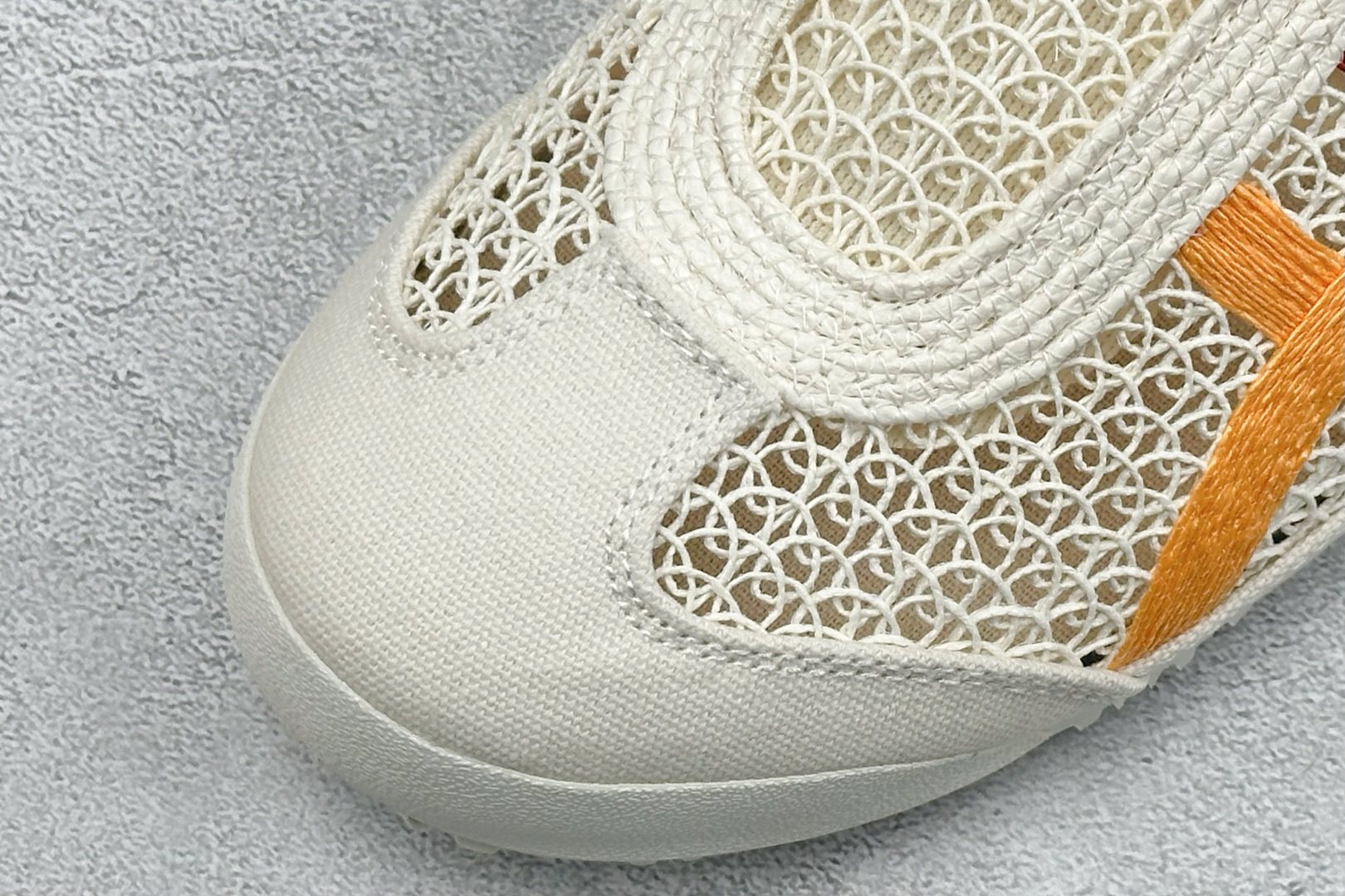 OnitsukaTige /鬼塚虎 Mexico 66 Sabot 网面透气一脚蹬半拖 1183A707-106