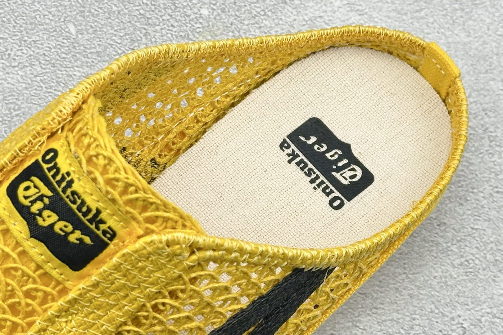 OnitsukaTige /鬼塚虎 Mexico 66 Sabot 网面透气一脚蹬半拖 1183C123-750-Top High Quatity Cheap Sneakers Fashion Clothing Clothes Bags handbags Shoes of all Brand wholesale With The best Quality And Beautiful Price from China Factory Chinese suppliers wholesaler seller OnitsukaTige /鬼塚虎 Mexico 66 Sabot 网面透气一脚蹬半拖 1183C123-750