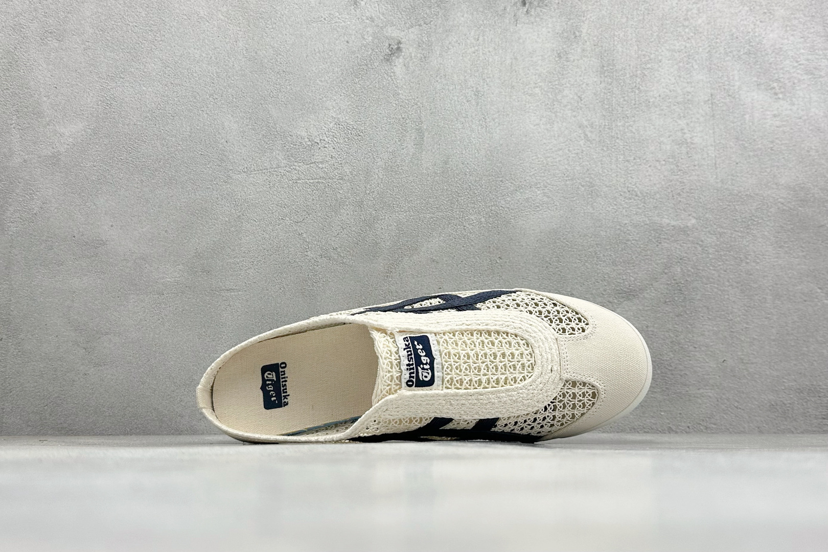 OnitsukaTige /鬼塚虎 Mexico 66 Sabot 网面透气一脚蹬半拖 1183C123-200-Top High Quatity Cheap Sneakers Fashion Clothing Clothes Bags handbags Shoes of all Brand wholesale With The best Quality And Beautiful Price from China Factory Chinese suppliers wholesaler seller OnitsukaTige /鬼塚虎 Mexico 66 Sabot 网面透气一脚蹬半拖 1183C123-200