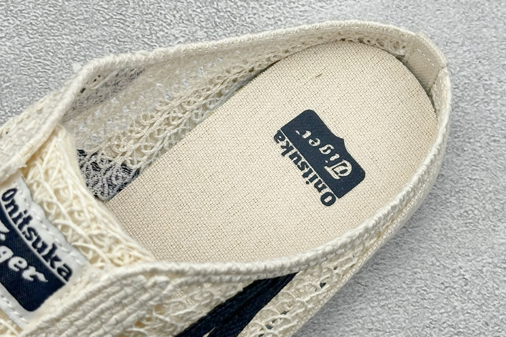 OnitsukaTige /鬼塚虎 Mexico 66 Sabot 网面透气一脚蹬半拖 1183C123-200-Top High Quatity Cheap Sneakers Fashion Clothing Clothes Bags handbags Shoes of all Brand wholesale With The best Quality And Beautiful Price from China Factory Chinese suppliers wholesaler seller OnitsukaTige /鬼塚虎 Mexico 66 Sabot 网面透气一脚蹬半拖 1183C123-200