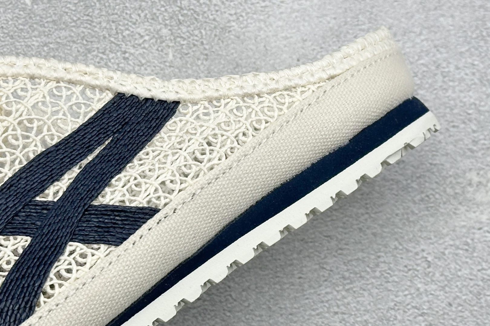 OnitsukaTige /鬼塚虎 Mexico 66 Sabot 网面透气一脚蹬半拖 1183C123-200-Top High Quatity Cheap Sneakers Fashion Clothing Clothes Bags handbags Shoes of all Brand wholesale With The best Quality And Beautiful Price from China Factory Chinese suppliers wholesaler seller OnitsukaTige /鬼塚虎 Mexico 66 Sabot 网面透气一脚蹬半拖 1183C123-200