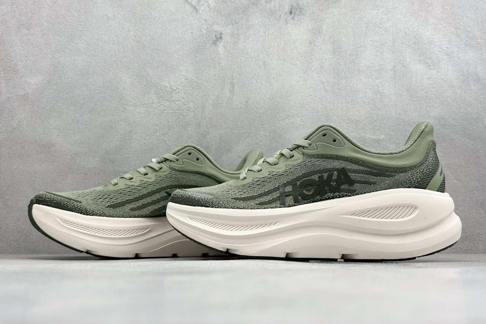170 ST版HOKA ONE ONE Bondi 9 复古舒适防滑耐磨低帮山地户外跑步鞋 1162011/SS-Chinese UA Cheap High Quatity Brand Clothes Bags handbags Sneakers wholesale wholesaler seller from China Factory suppliers Fashion Clothing Shoes best Quality Beautiful Price 170 ST版HOKA ONE ONE Bondi 9 复古舒适防滑耐磨低帮山地户外跑步鞋 1162011/SS