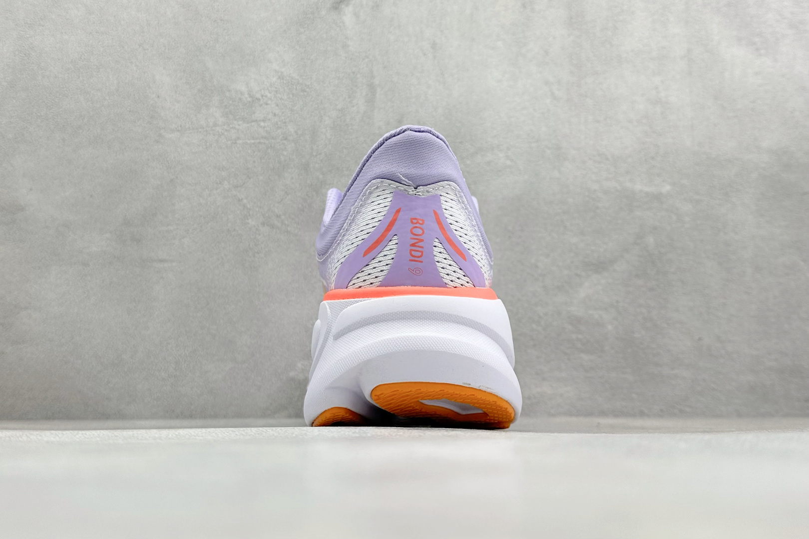 170 ST版HOKA ONE ONE Bondi 9 复古舒适防滑耐磨低帮山地户外跑步鞋 1162012/AGH-Chinese UA Cheap High Quatity Brand Clothes Bags handbags Sneakers wholesale wholesaler seller from China Factory suppliers Fashion Clothing Shoes best Quality Beautiful Price 170 ST版HOKA ONE ONE Bondi 9 复古舒适防滑耐磨低帮山地户外跑步鞋 1162012/AGH