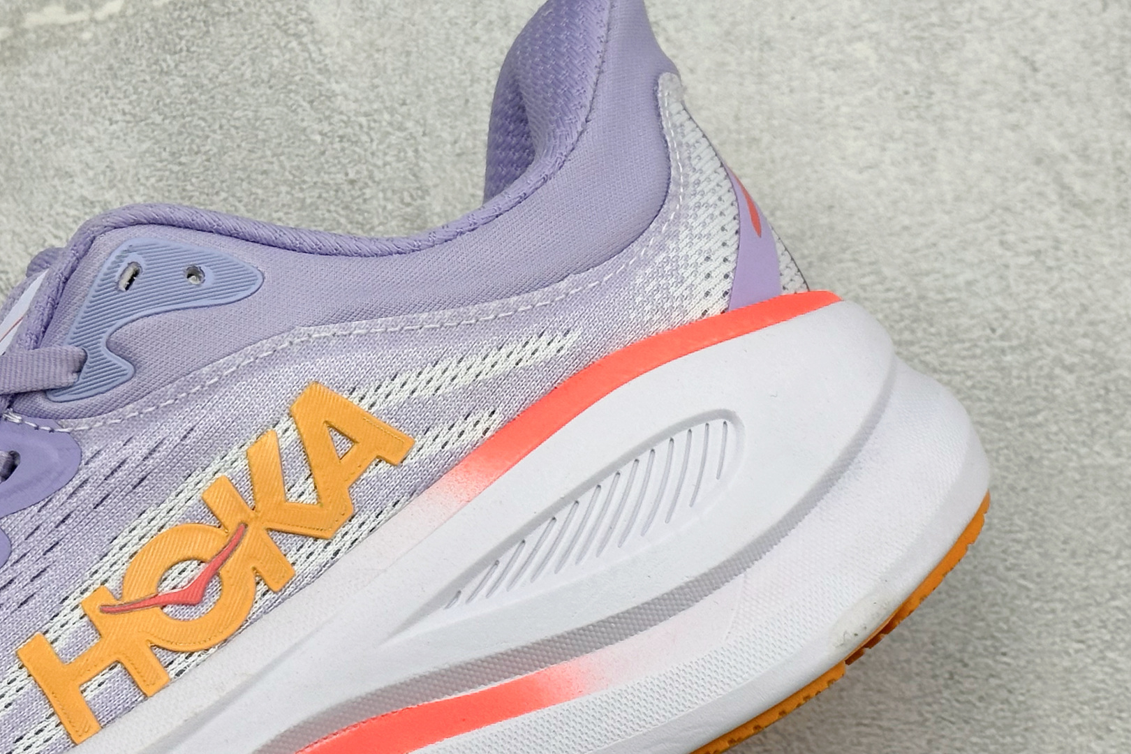 170 ST版HOKA ONE ONE Bondi 9 复古舒适防滑耐磨低帮山地户外跑步鞋 1162012/AGH-Chinese UA Cheap High Quatity Brand Clothes Bags handbags Sneakers wholesale wholesaler seller from China Factory suppliers Fashion Clothing Shoes best Quality Beautiful Price 170 ST版HOKA ONE ONE Bondi 9 复古舒适防滑耐磨低帮山地户外跑步鞋 1162012/AGH