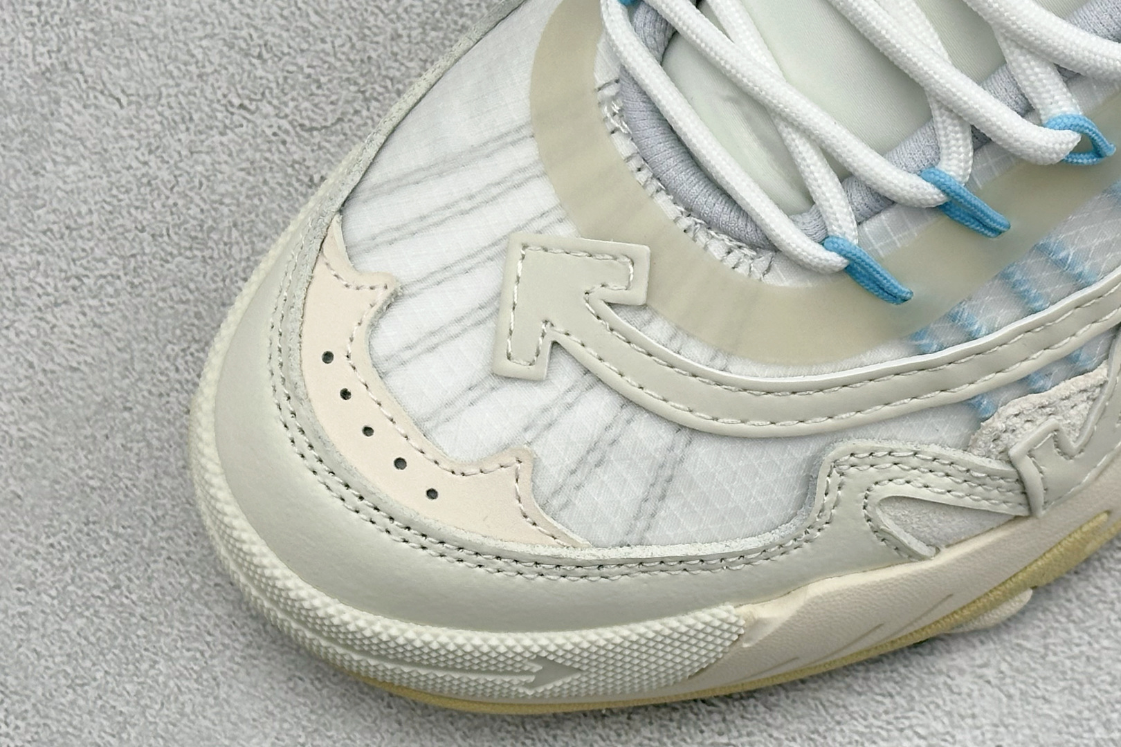 380 S版OFF-WHITE-ODSY 圆头系带 耐磨 低帮生活休闲鞋 OMIA190F21FAB00