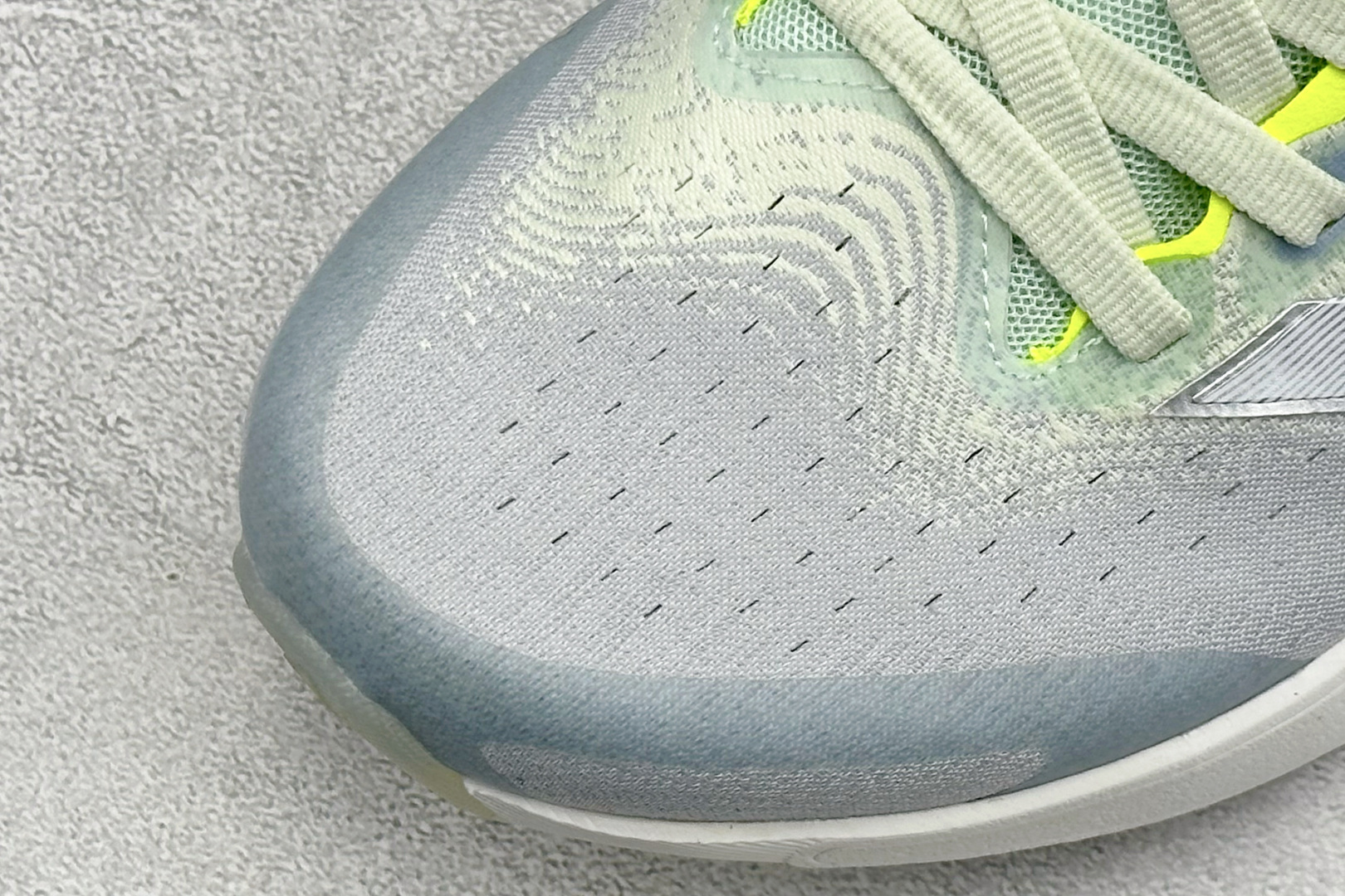 180 TY版Adidas Supernova Rise 3 阿迪达斯 减震回弹 运动透气休闲跑步鞋 JP8886