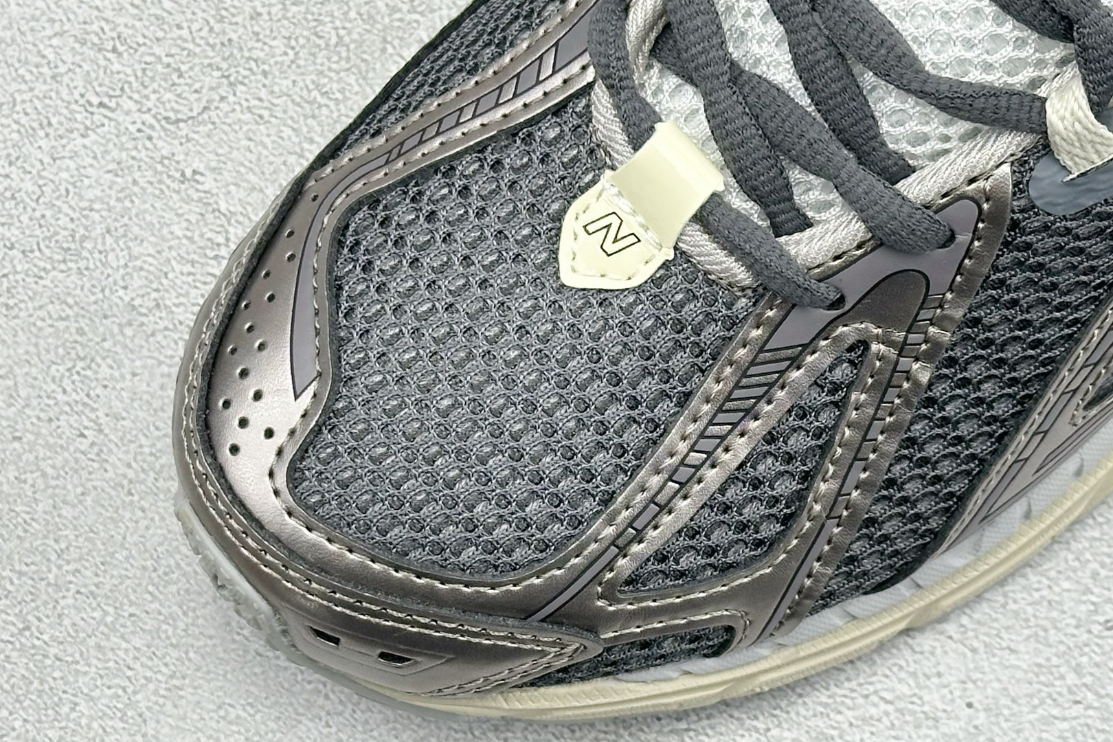 200 GS版New Balance M1906系列复古单品宝藏老爹鞋 M1906RBG