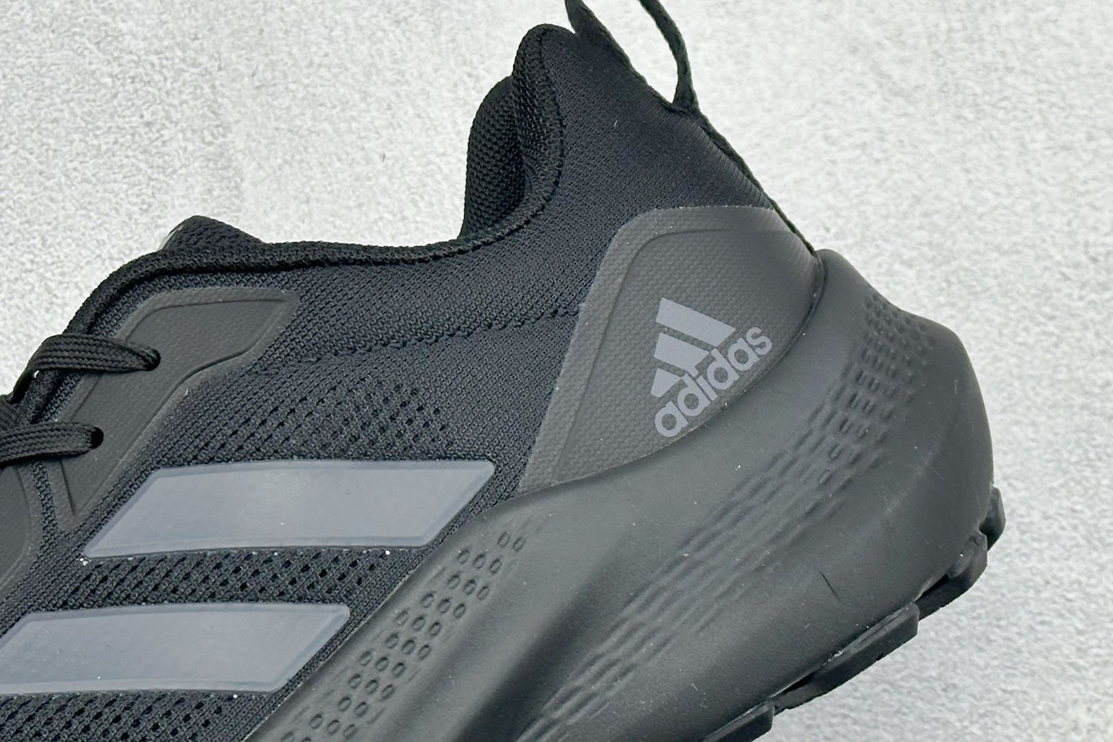 190 Adidas Super nova 阿迪达斯 舒适柔软防滑耐磨 低帮跑步鞋 D68952