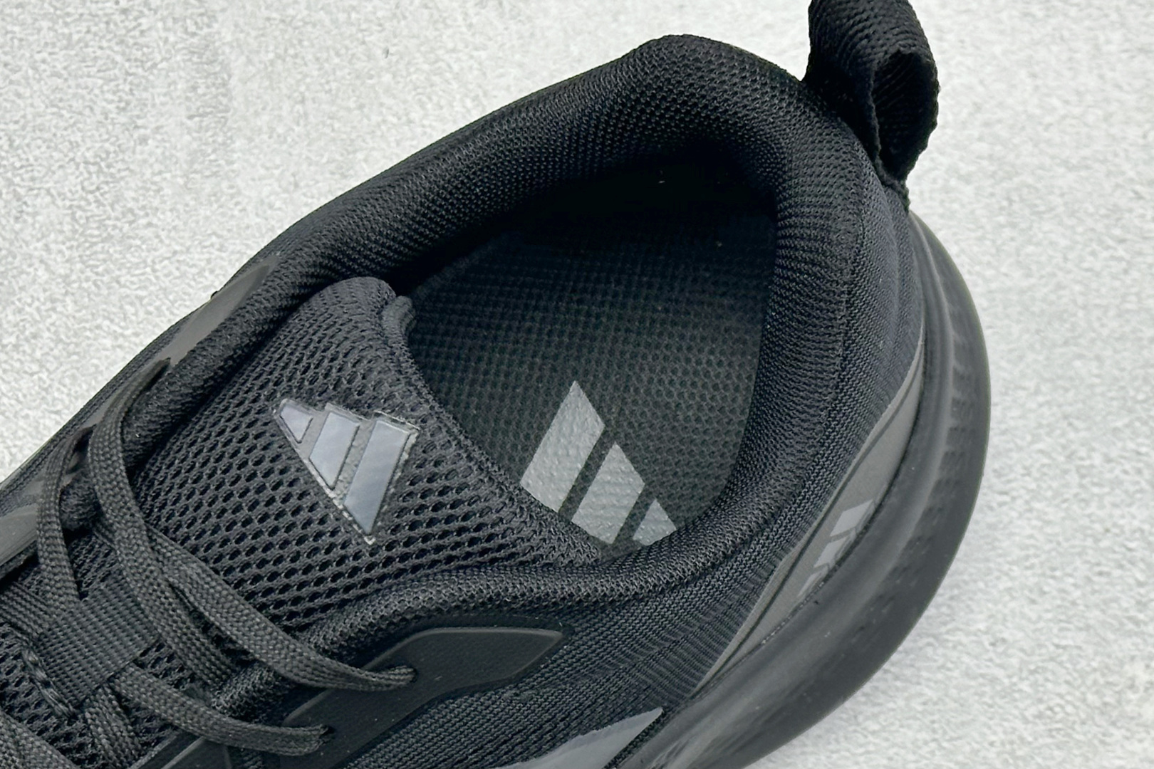 190 Adidas Super nova 阿迪达斯 舒适柔软防滑耐磨 低帮跑步鞋 D68952