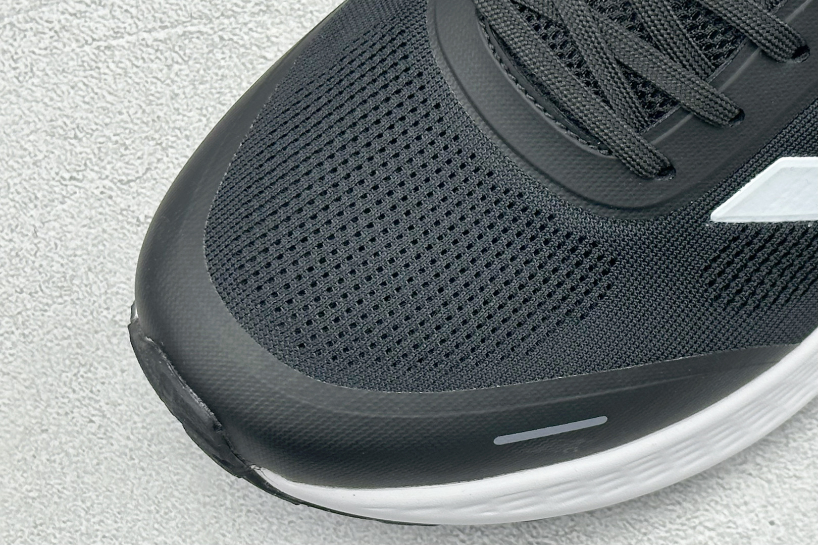 190 Adidas Super nova 阿迪达斯 舒适柔软防滑耐磨 低帮跑步鞋 D68951