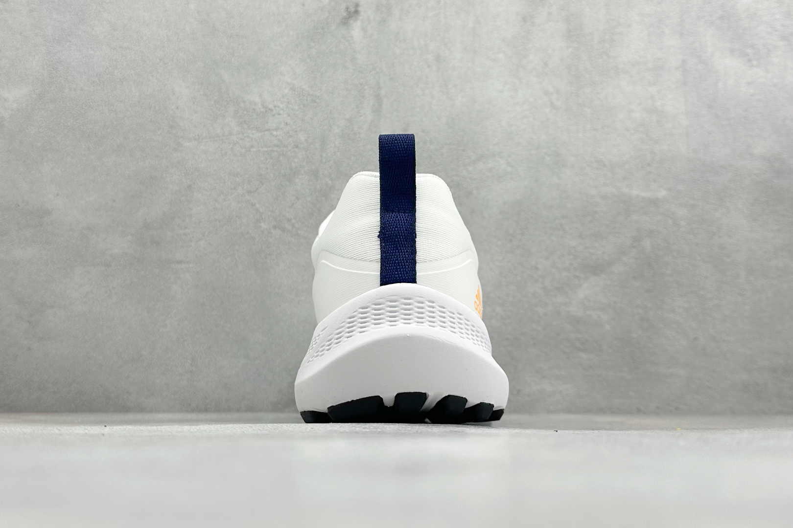190 Adidas Super nova 阿迪达斯 舒适柔软防滑耐磨 低帮跑步鞋 D68953