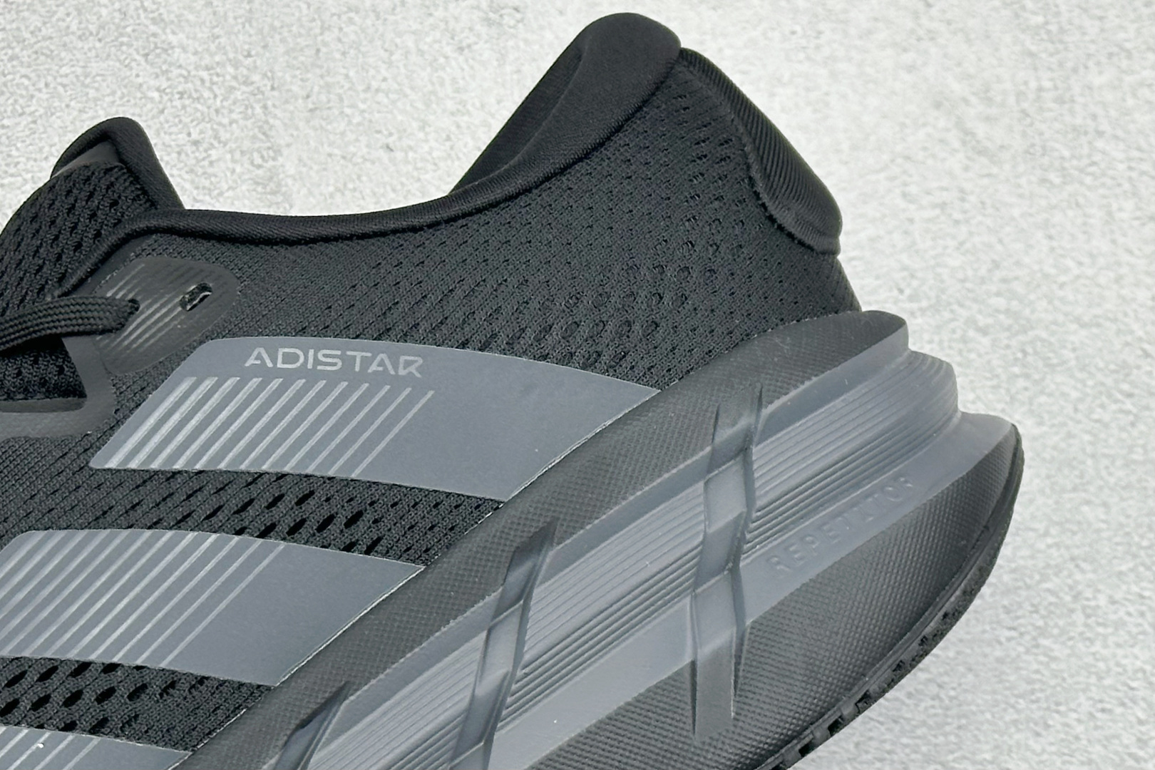 200 Adidas Adistar 4 阿迪达斯 舒适时尚 网布防滑耐磨 低帮休闲跑步鞋 JR0296