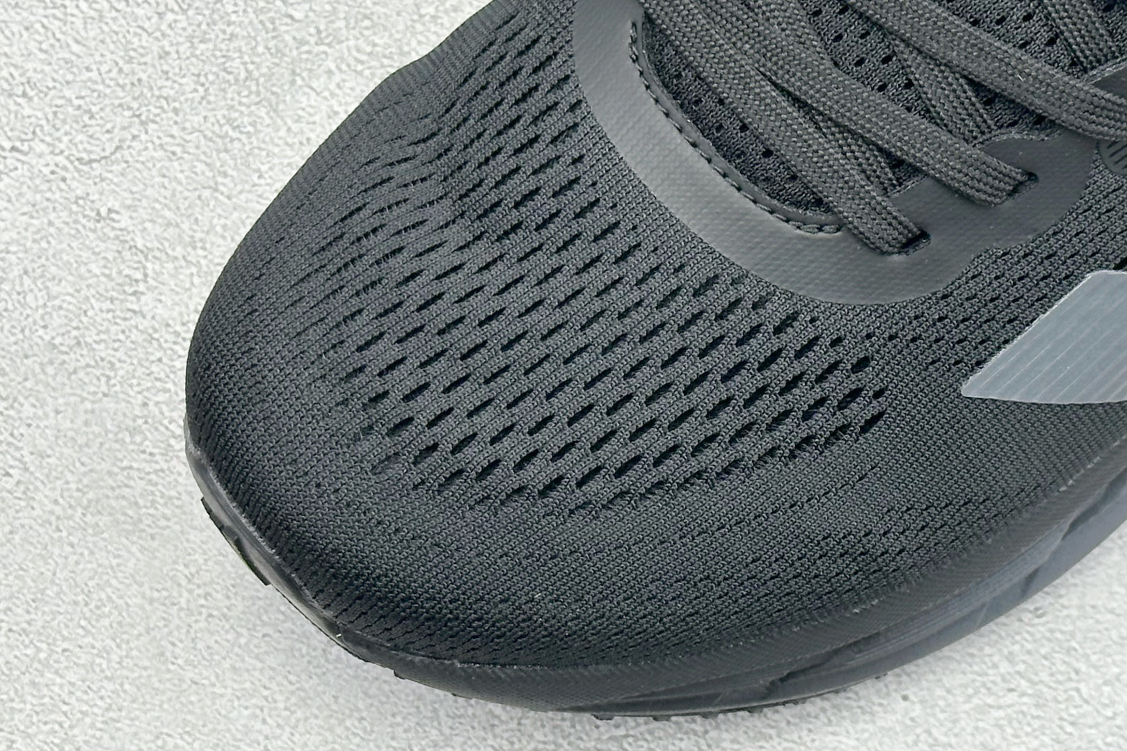 200 Adidas Adistar 4 阿迪达斯 舒适时尚 网布防滑耐磨 低帮休闲跑步鞋 JR0296