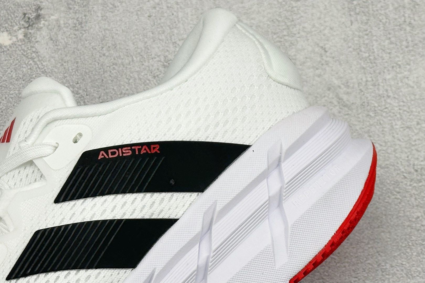 200 Adidas Adistar 4 阿迪达斯 舒适时尚 网布防滑耐磨 低帮休闲跑步鞋 JR0300