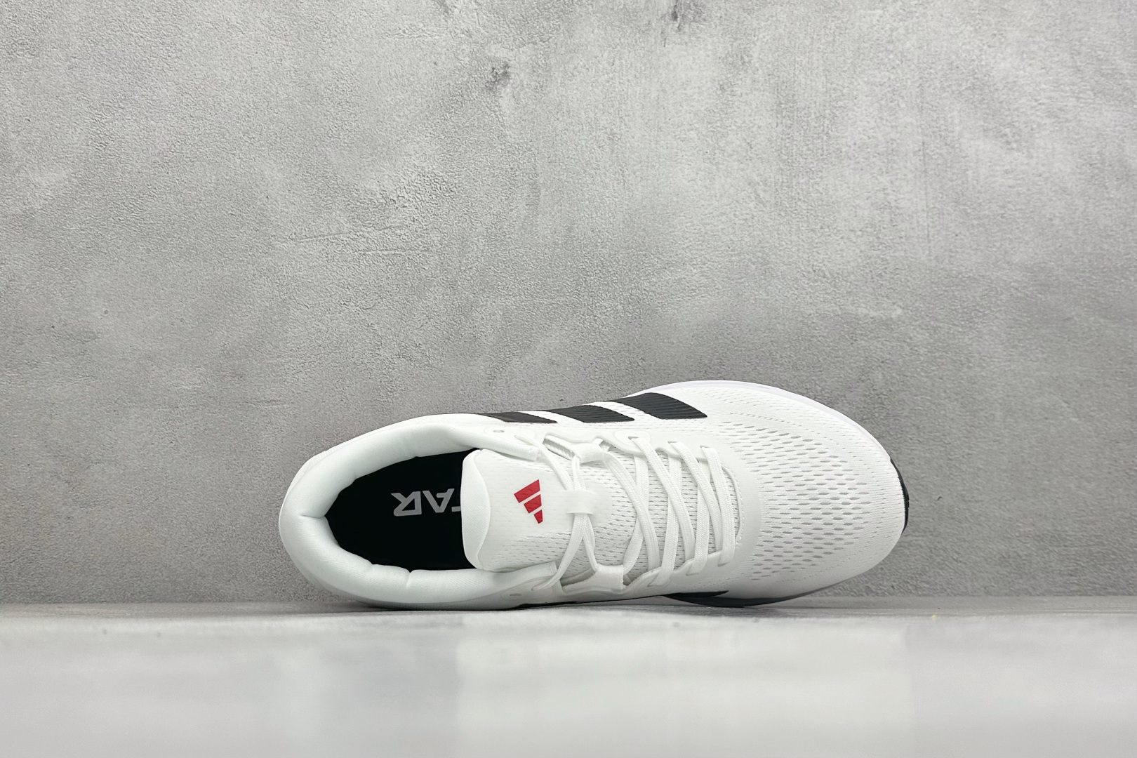 200 Adidas Adistar 4 阿迪达斯 舒适时尚 网布防滑耐磨 低帮休闲跑步鞋 JR0300