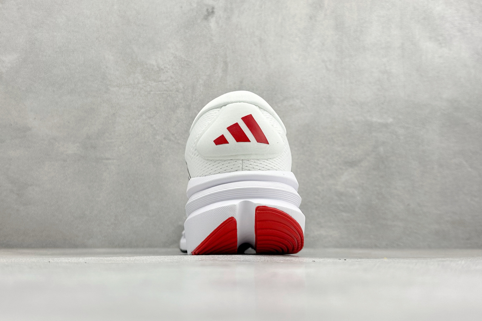 200 Adidas Adistar 4 阿迪达斯 舒适时尚 网布防滑耐磨 低帮休闲跑步鞋 JR0300
