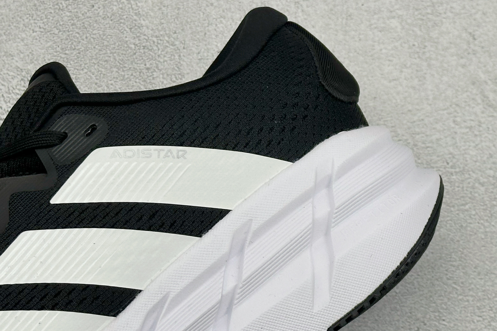 200 Adidas Adistar 4 阿迪达斯 舒适时尚 网布防滑耐磨 低帮休闲跑步鞋 JR0295