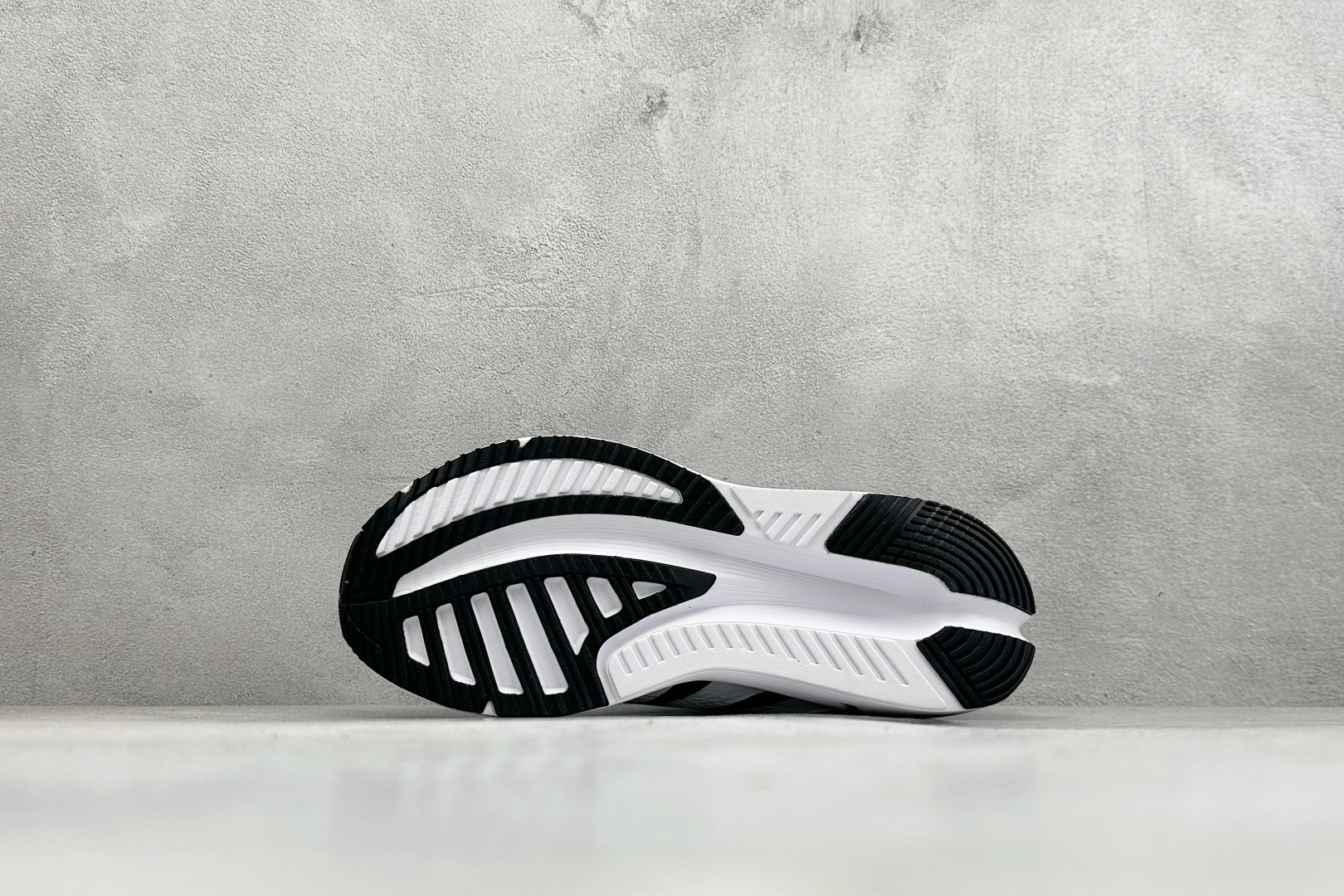 200 Adidas Adistar 4 阿迪达斯 舒适时尚 网布防滑耐磨 低帮休闲跑步鞋 JR0295