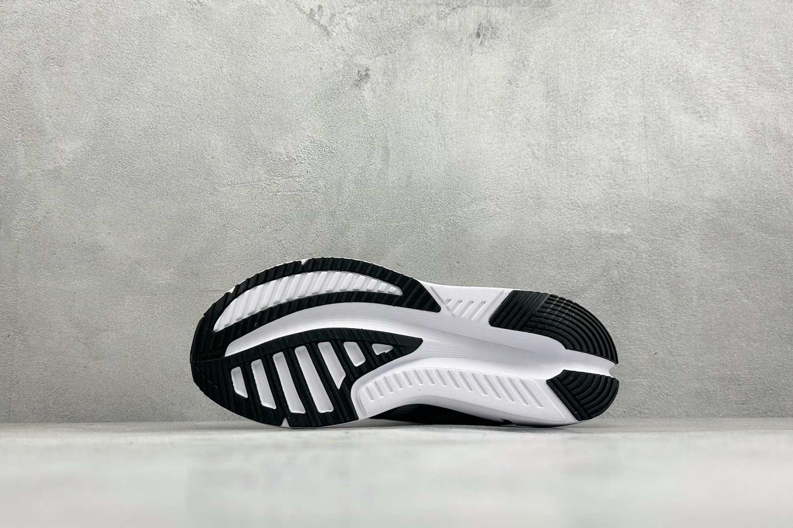 200 Adidas Adistar 4 阿迪达斯 舒适时尚 网布防滑耐磨 低帮休闲跑步鞋 JR0297-Chinese UA Cheap High Quatity Brand Clothes Bags handbags Sneakers wholesale wholesaler seller from China Factory suppliers Fashion Clothing Shoes best Quality Beautiful Price 200 Adidas Adistar 4 阿迪达斯 舒适时尚 网布防滑耐磨 低帮休闲跑步鞋 JR0297