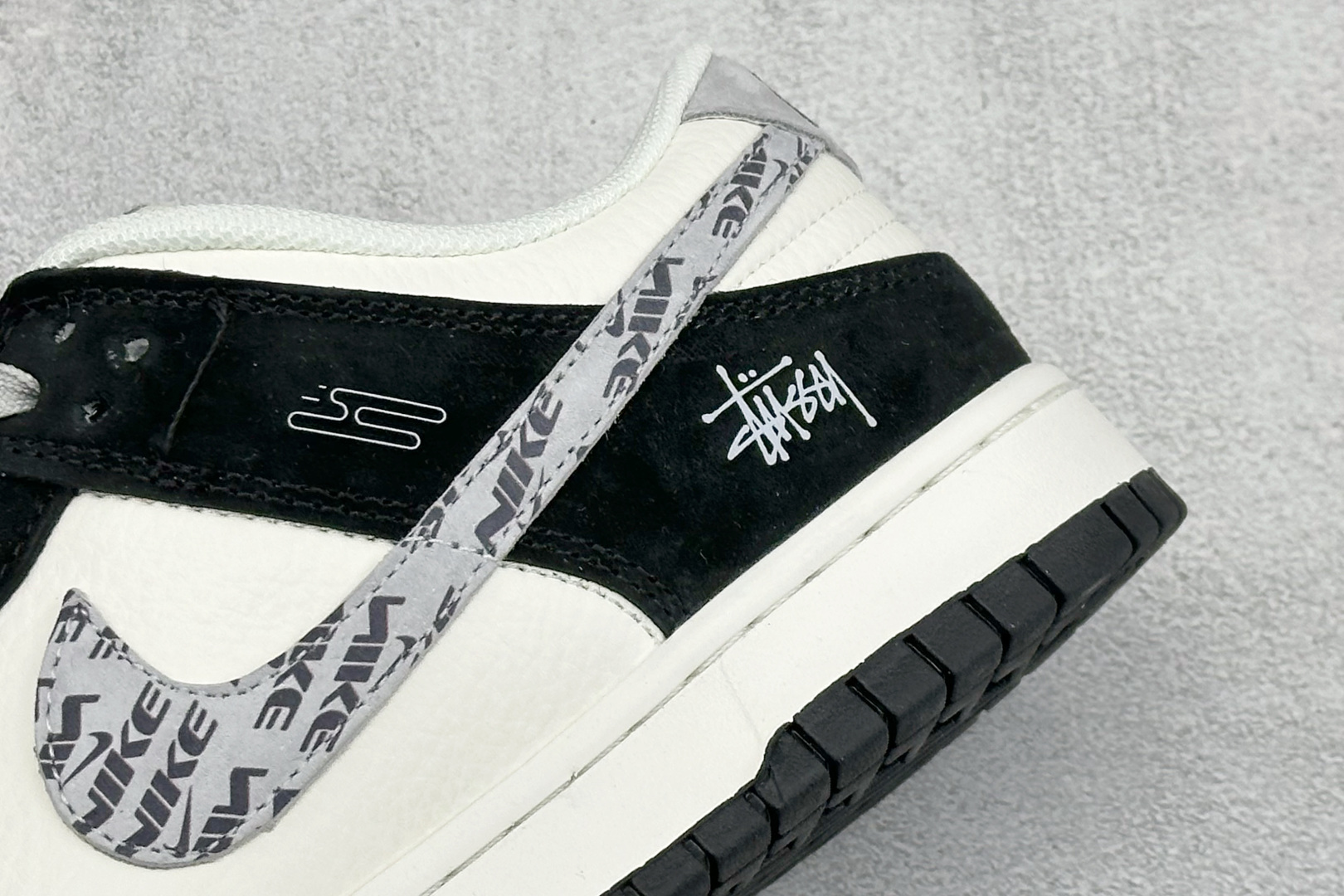 Nike Dunk Low 联名款 黑白做旧 复古休闲板鞋 XZ5899-111-Top High Quatity Cheap Sneakers Fashion Clothing Clothes Bags handbags Shoes of all Brand wholesale With The best Quality And Beautiful Price from China Factory Chinese suppliers wholesaler seller Nike Dunk Low 联名款 黑白做旧 复古休闲板鞋 XZ5899-111