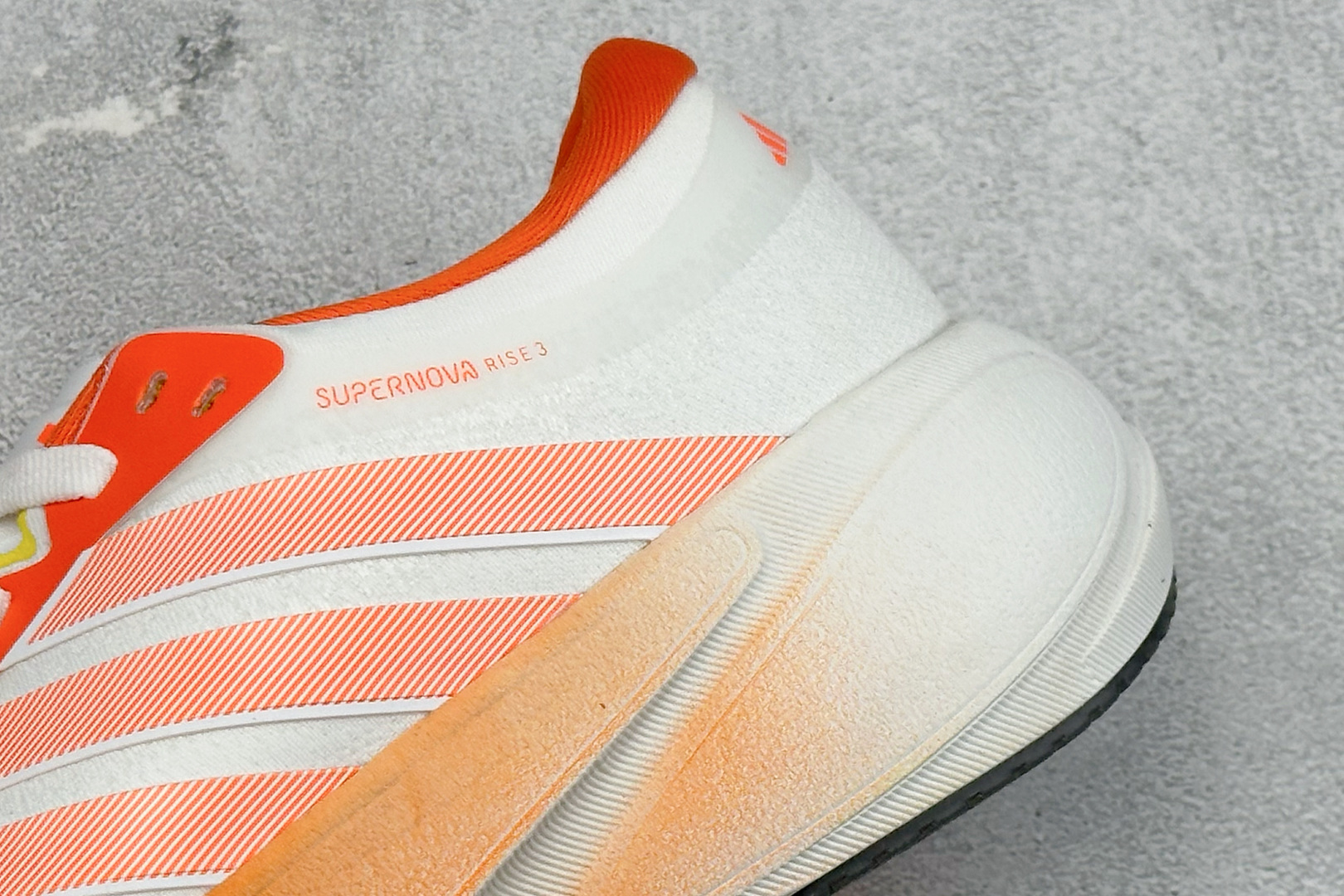 180 TY版Adidas Supernova Rise 3 阿迪达斯 减震回弹 运动透气休闲跑步鞋 JP8168-Chinese UA Cheap High Quatity Brand Clothes Bags handbags Sneakers wholesale wholesaler seller from China Factory suppliers Fashion Clothing Shoes best Quality Beautiful Price 180 TY版Adidas Supernova Rise 3 阿迪达斯 减震回弹 运动透气休闲跑步鞋 JP8168