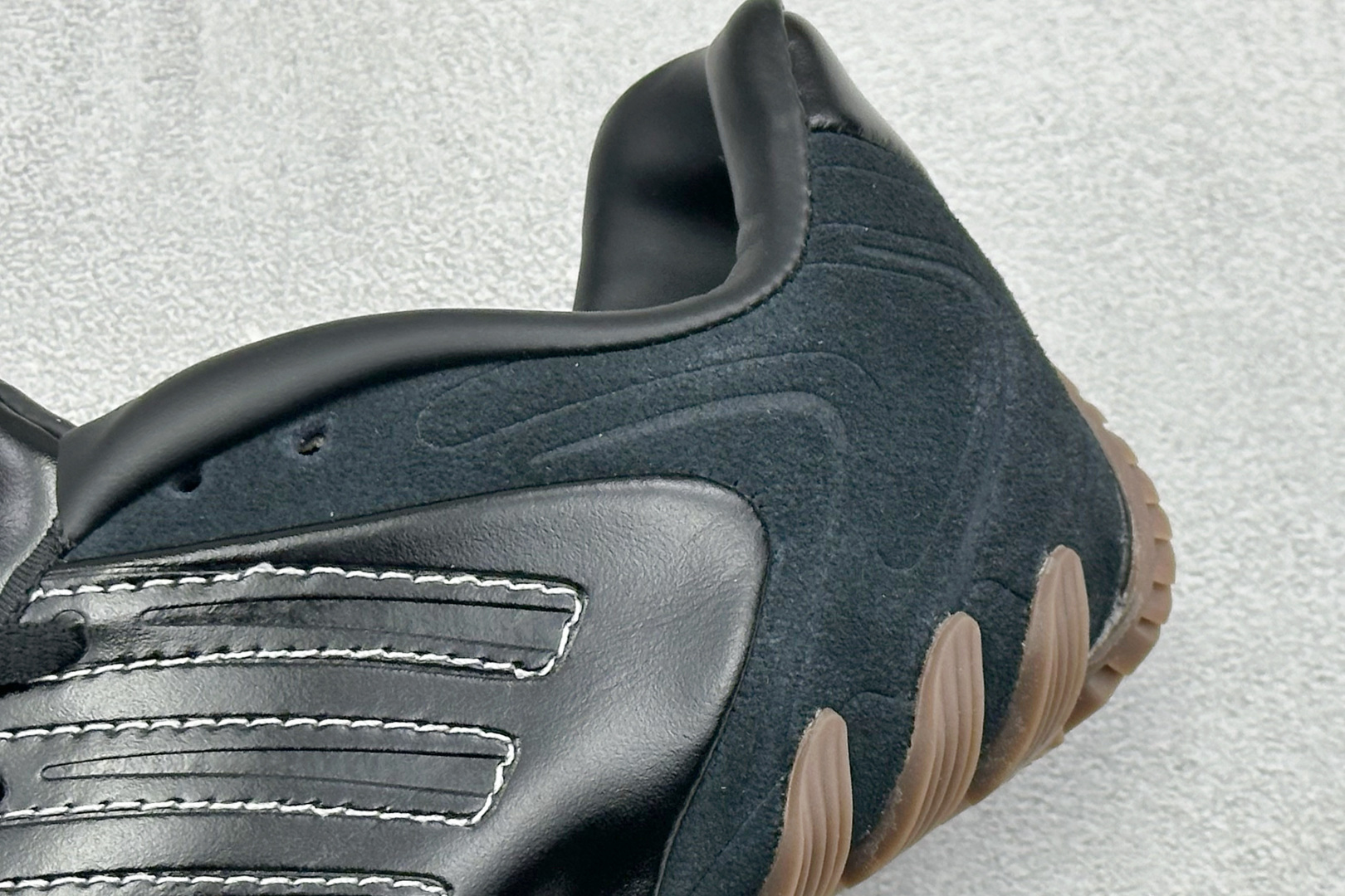 190 TG版Adidas Ghost Sprint 舒适百搭 生活休闲鞋 IH1654