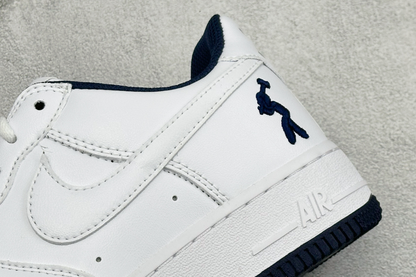 S2Lil Yachty x Nike Air Force 1'07 Low ”Concrete Boys” 联名款 打工人 空军一号低帮休闲板鞋 IB5720-100-Top High Quatity Cheap Sneakers Fashion Clothing Clothes Bags handbags Shoes of all Brand wholesale With The best Quality And Beautiful Price from China Factory Chinese suppliers wholesaler seller S2Lil Yachty x Nike Air Force 1'07 Low ”Concrete Boys” 联名款 打工人 空军一号低帮休闲板鞋 IB5720-100