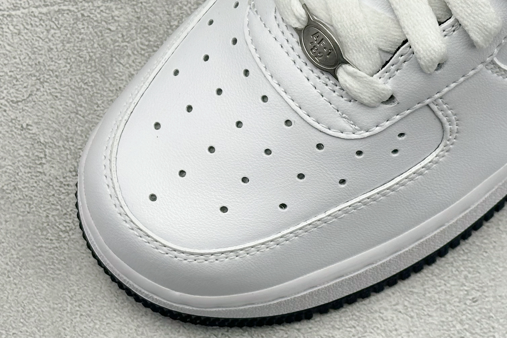 S2Lil Yachty x Nike Air Force 1'07 Low ”Concrete Boys” 联名款 打工人 空军一号低帮休闲板鞋 IB5720-100-Top High Quatity Cheap Sneakers Fashion Clothing Clothes Bags handbags Shoes of all Brand wholesale With The best Quality And Beautiful Price from China Factory Chinese suppliers wholesaler seller S2Lil Yachty x Nike Air Force 1'07 Low ”Concrete Boys” 联名款 打工人 空军一号低帮休闲板鞋 IB5720-100