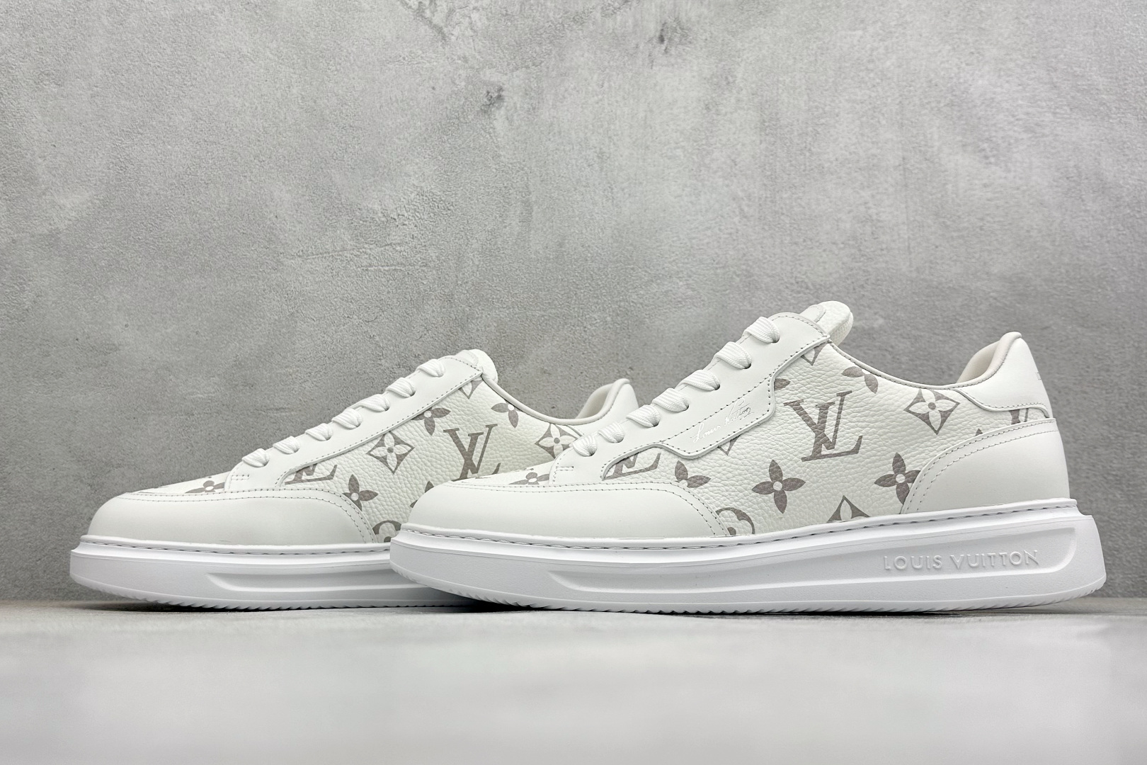 380 广奢高端货 现货终端供应 Louis Vuitton LV路易威登 小白鞋系列