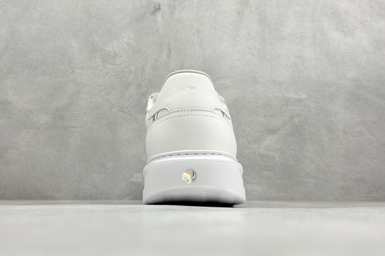 380 广奢高端货 现货终端供应 Louis Vuitton LV路易威登 小白鞋系列