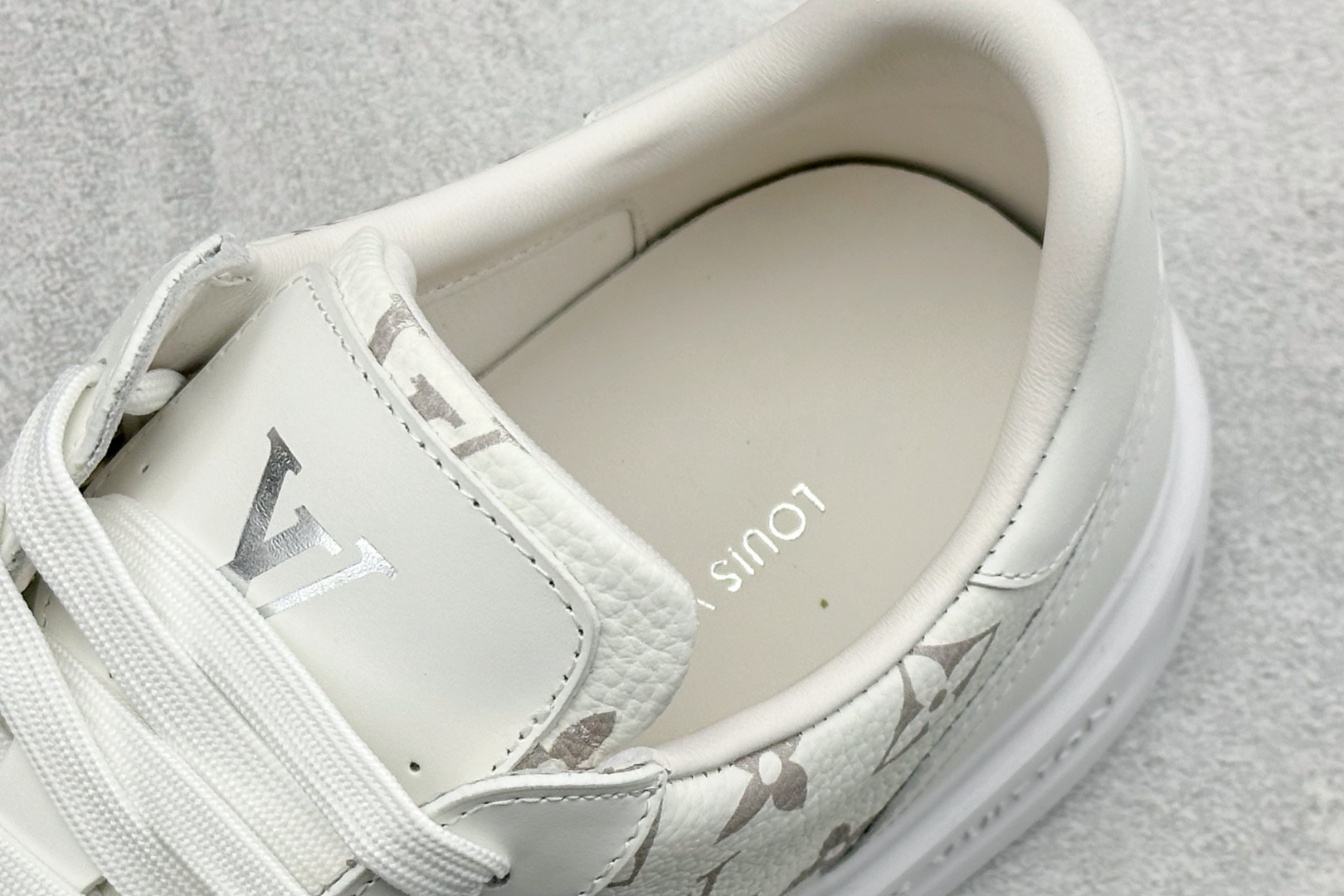 380 广奢高端货 现货终端供应 Louis Vuitton LV路易威登 小白鞋系列