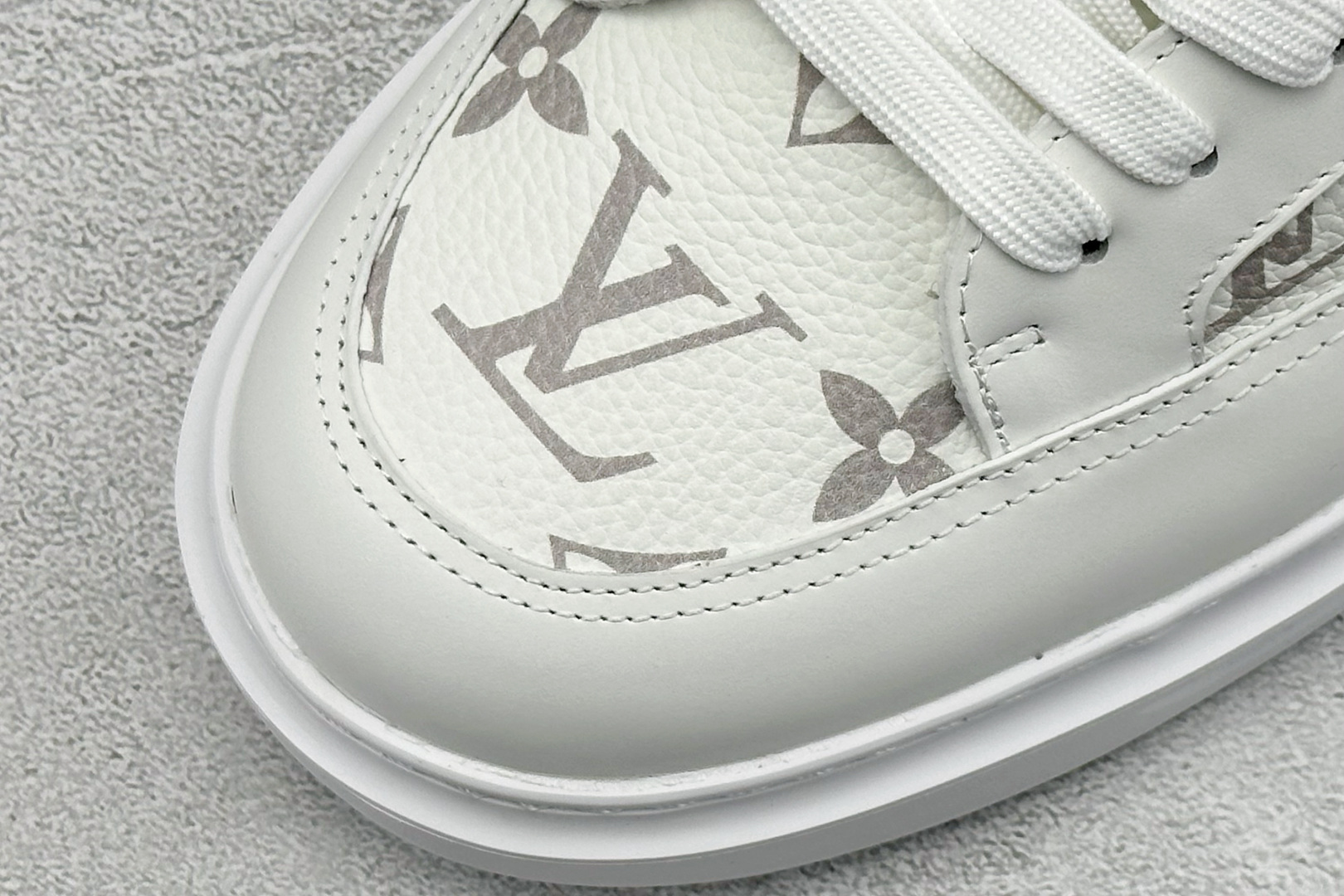 380 广奢高端货 现货终端供应 Louis Vuitton LV路易威登 小白鞋系列