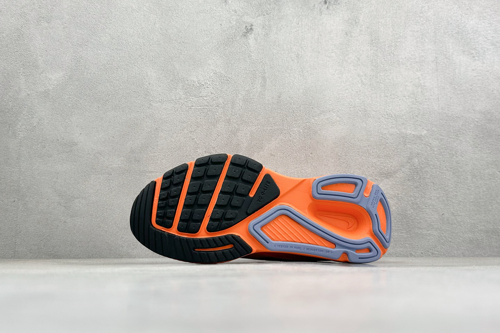 210 NIKE STRUCTURE PLUS 耐克 舒适减震防滑 低帮跑步鞋 HQ3049-101